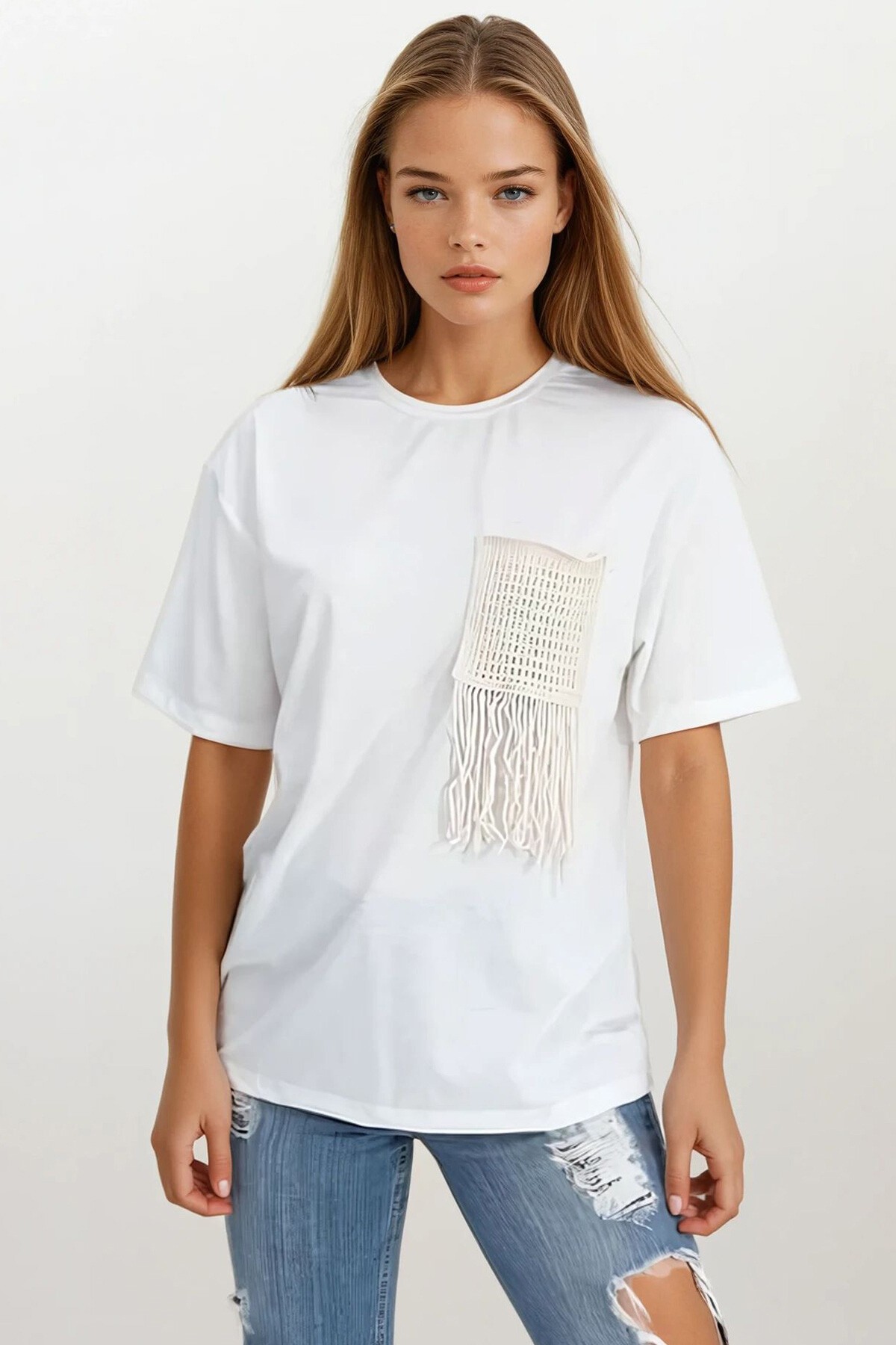 Beyaz Bisiklet Yaka Örgü Cepli İki İplik T-Shirt