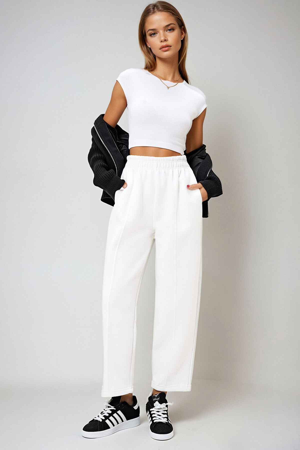 Beyaz Çift Cepli Beli Lastikli Önü Çımalı 3 İplik Şardonlu Buggy Kesim Pantolon