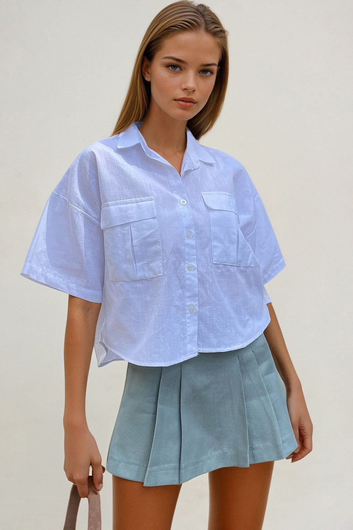 Beyaz Çift Cepli Yarım Kol Keten Gömlek