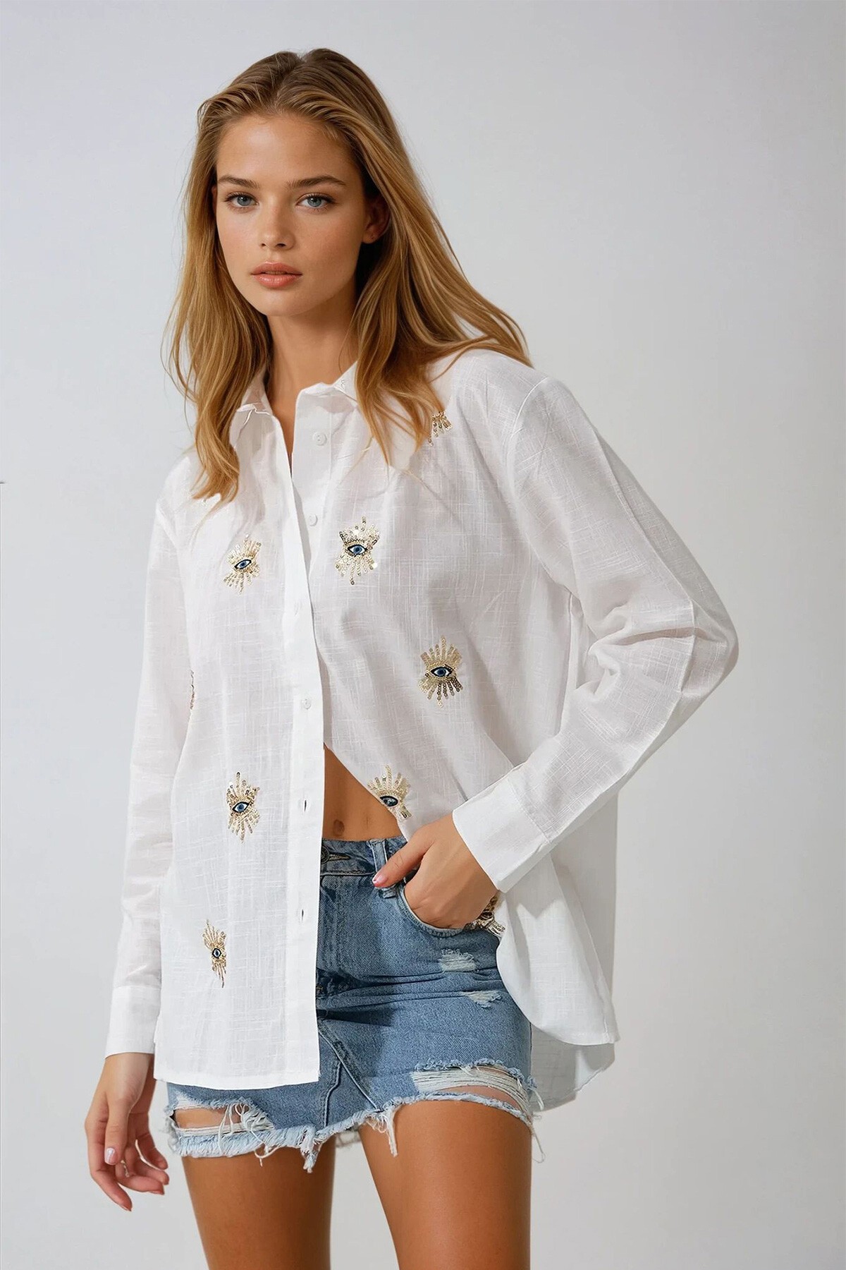 Beyaz Flamlı Keten Nakışlı Oversize Gömlek