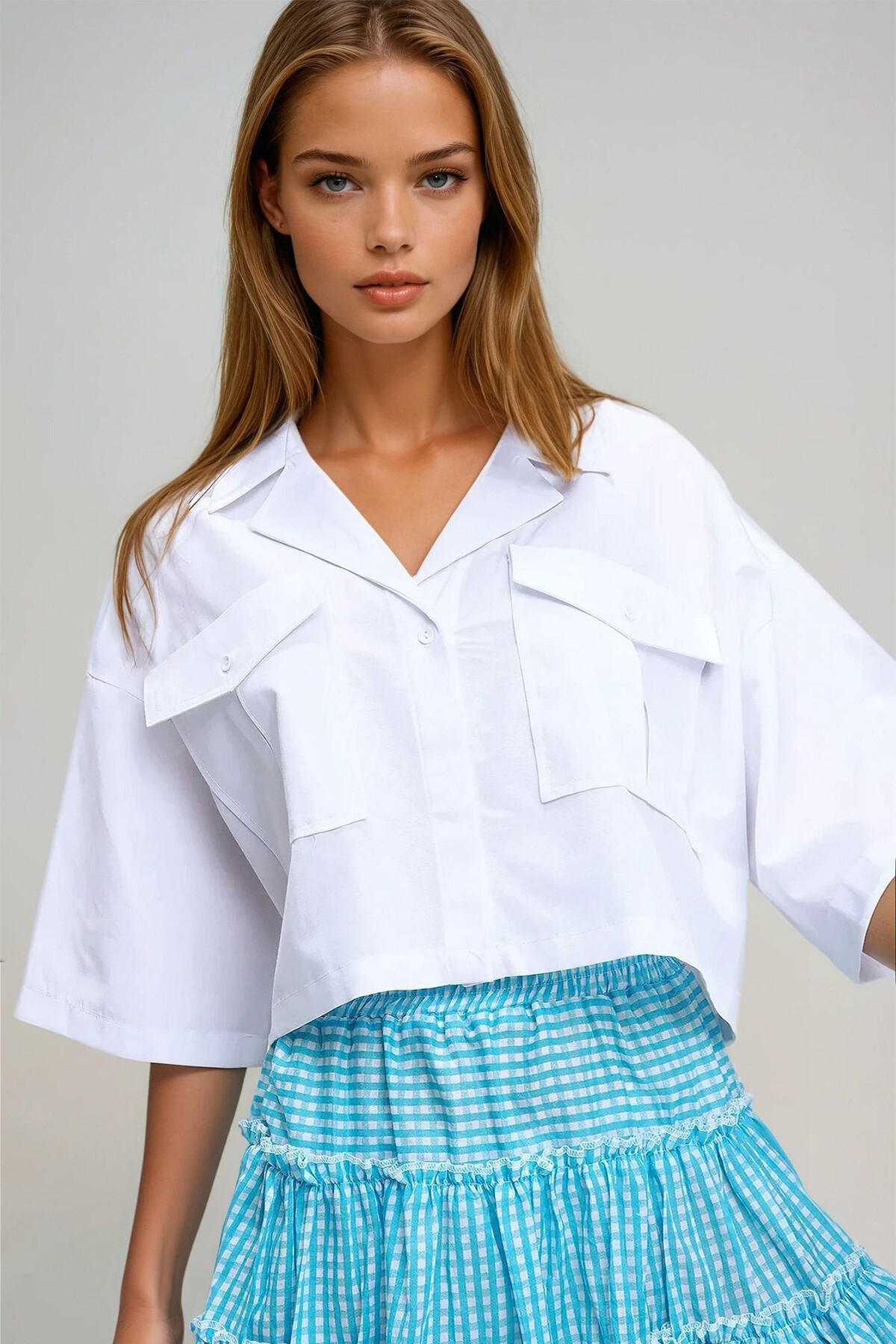 Beyaz Zarf Cepli Crop Poplin Gömlek