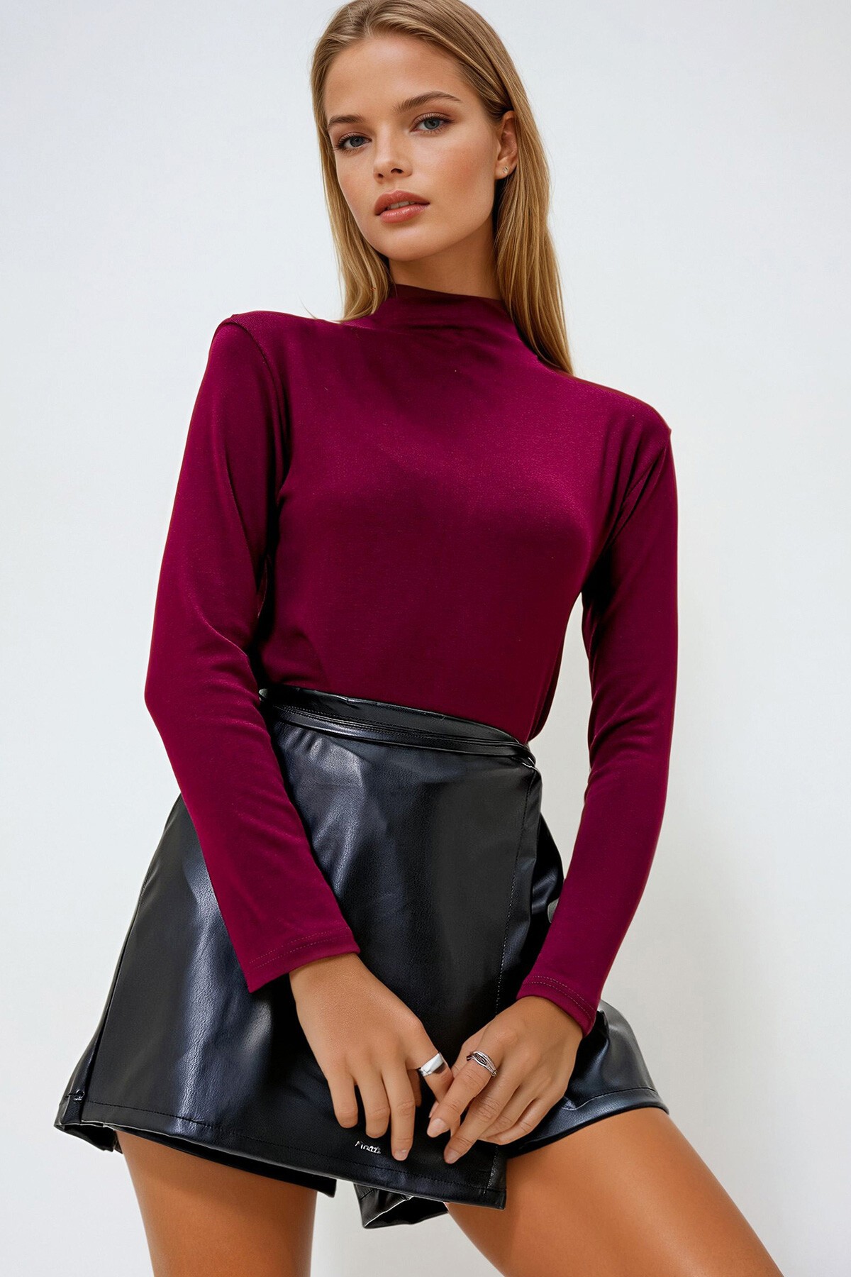 Bordo Yarım Balıkçı Yaka Modal Bluz