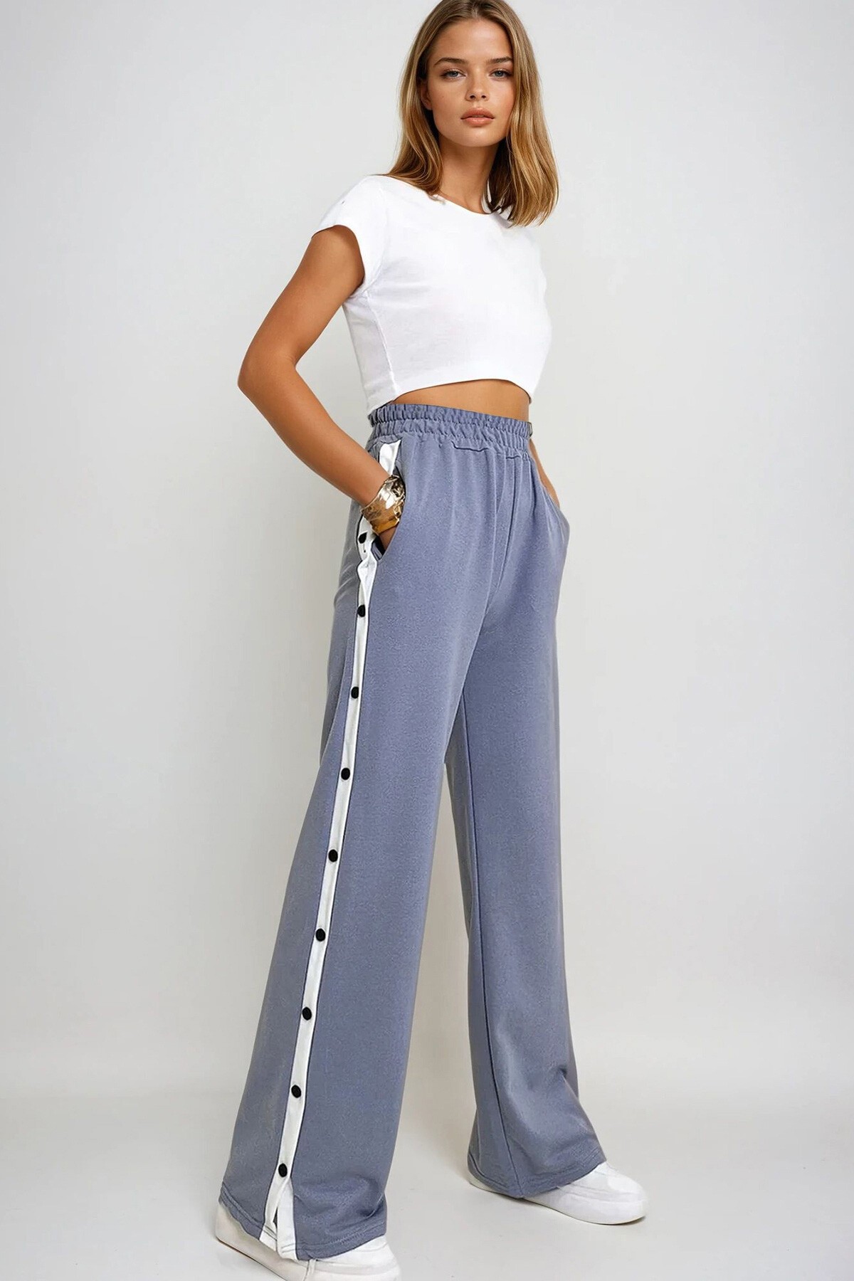 Boyalı Gri Çift Cepli Lastikli Yanları Şeritli Wide Leg Pantolon