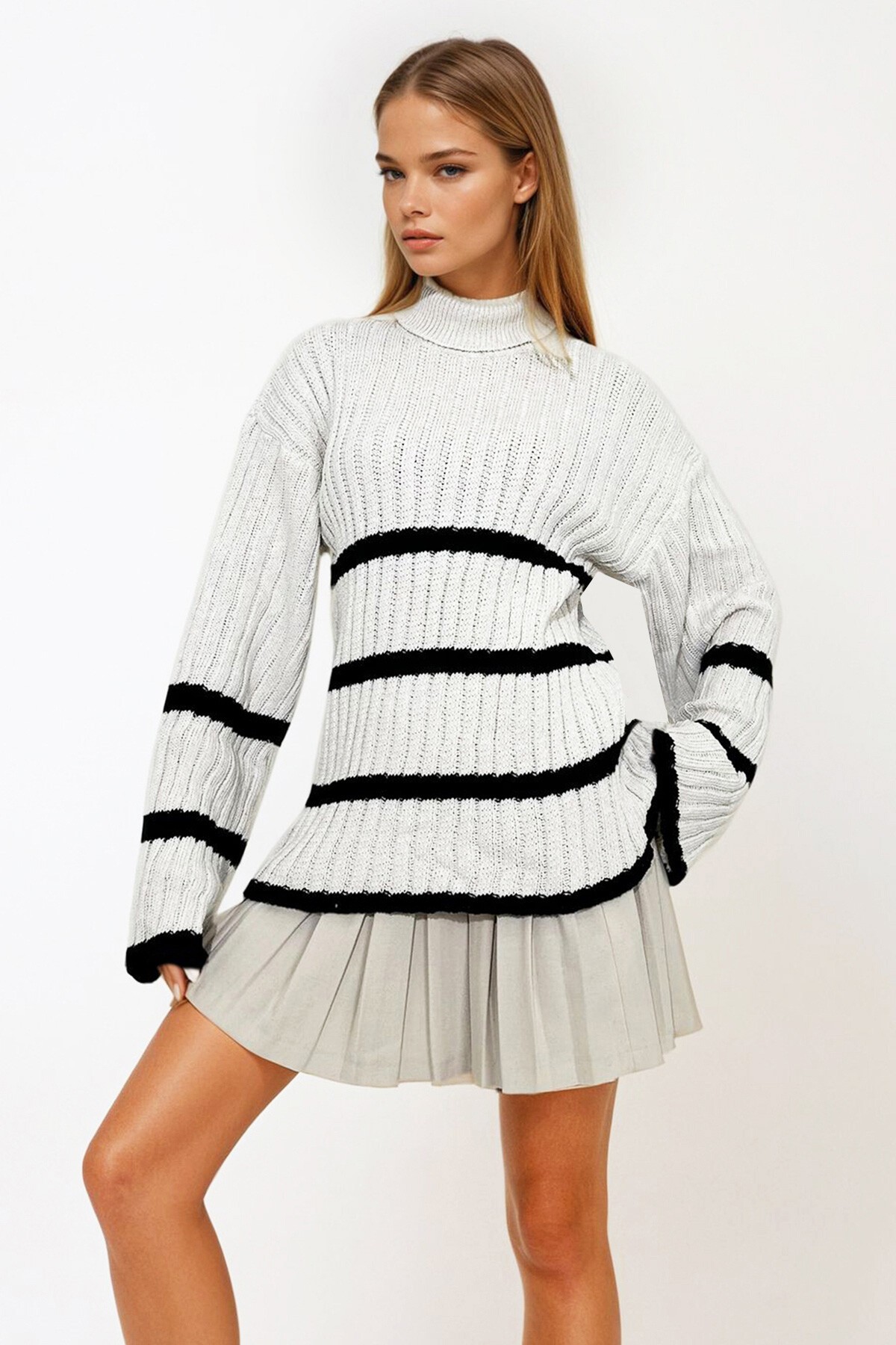 Ekru Siyah Balıkçı Yaka Çizgili Kalın Fitilli Oversize Triko Kışlık Kazak