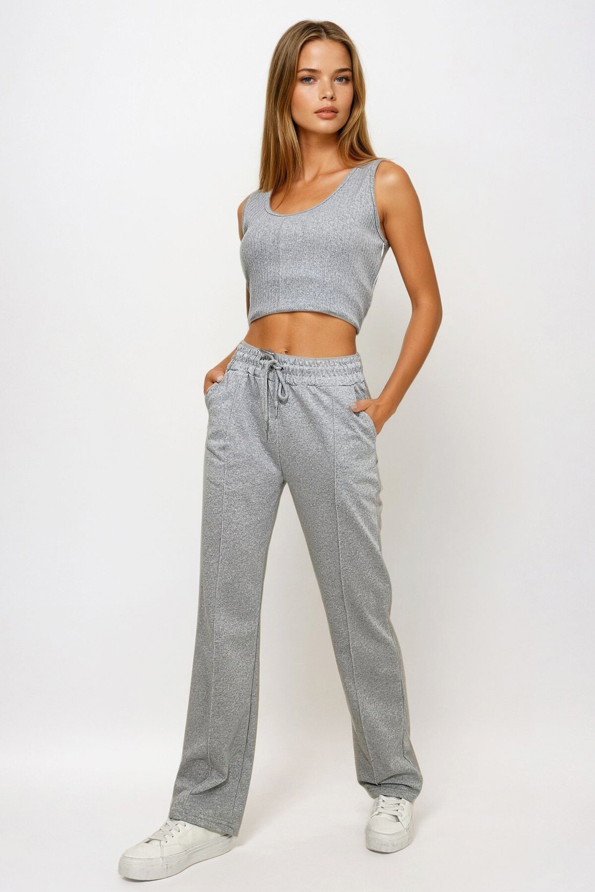 Gri Yüksek Bel Önü Çimalı Bol Paça Çift Cepli Eşofman Altı