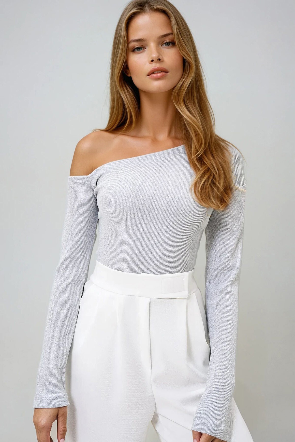 Grimelanj Kayık Yaka Tek Omuzu Açık Kaşkorse Bluz