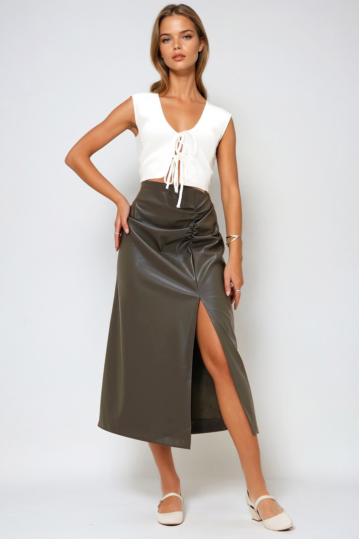 Haki Yırtmaçlı Beli Drapeli Suni Deri Etek