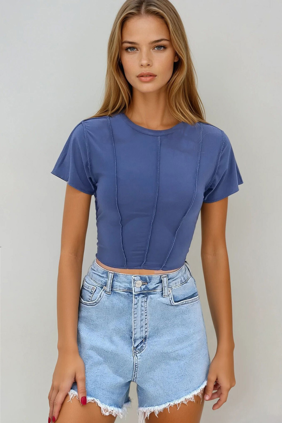 İndigo Bisiklet Yaka Önü Dikişli Crop Sandy Bluz