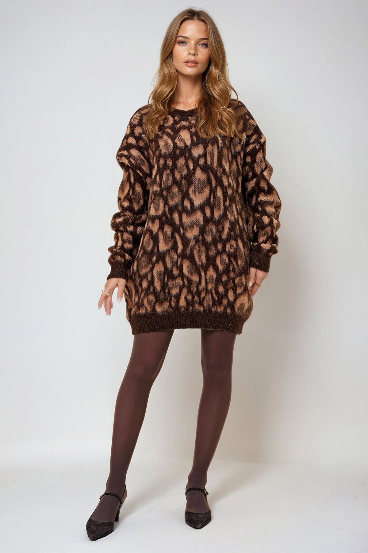 Kahverengi Bisiklet Yaka Desenli Şardonlu Oversize Kışlık Triko Kazak