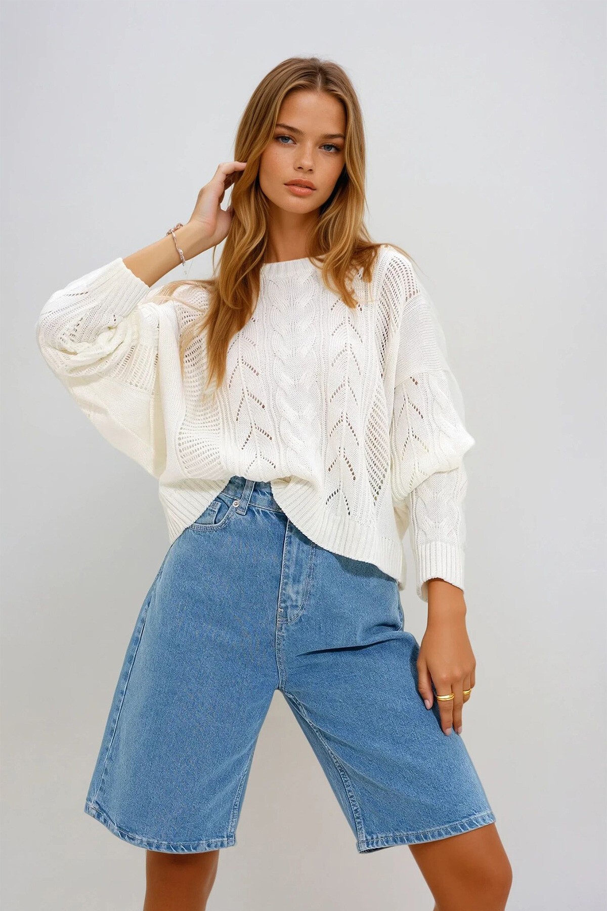 Krem Bisiklet Yaka Örgü Desenli Triko Kazak