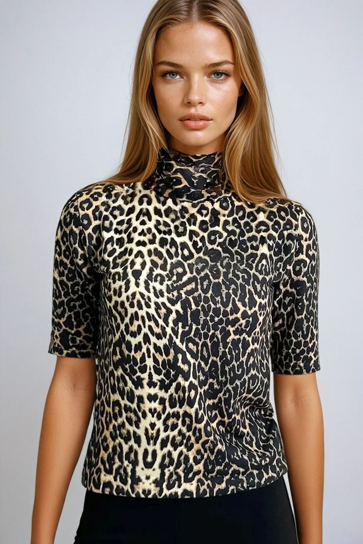 Leopar Balıkçı Yaka Yarım Kol Triko Bluz