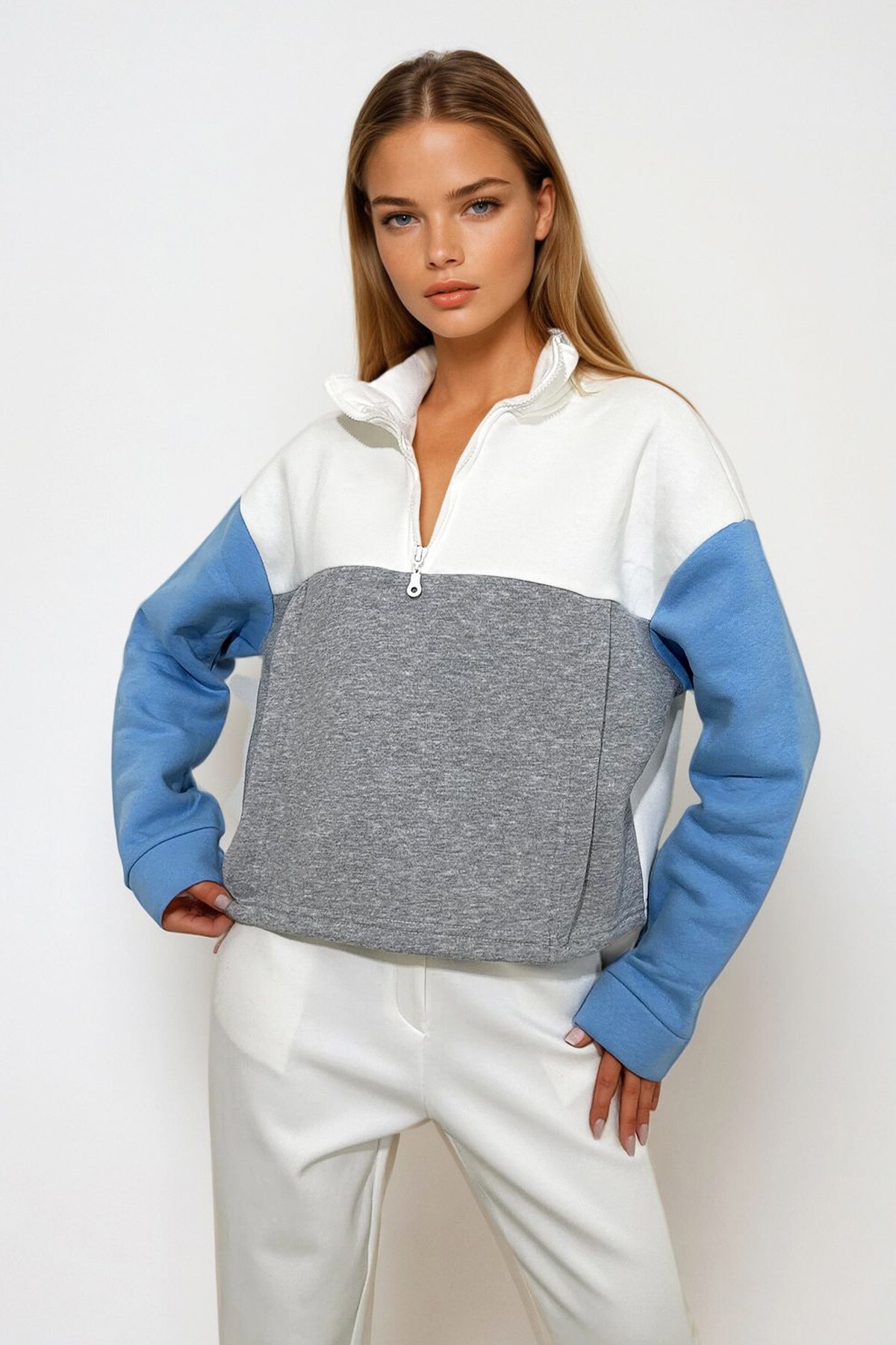 Mavi Dik Yaka Yarım Fermuarlı Renk Bloklu Sweatshirt