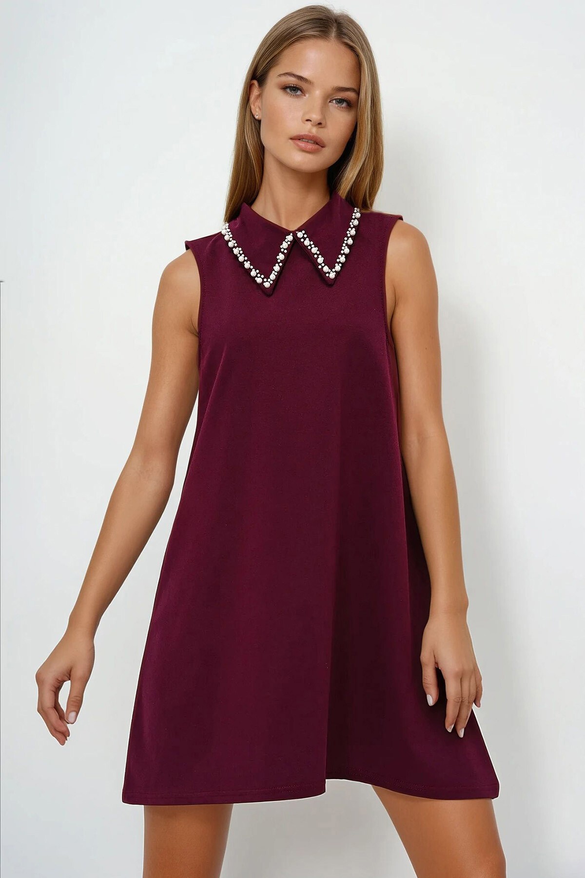 Mürdüm Suni İnci Yakalı Kolsuz Basic Elbise