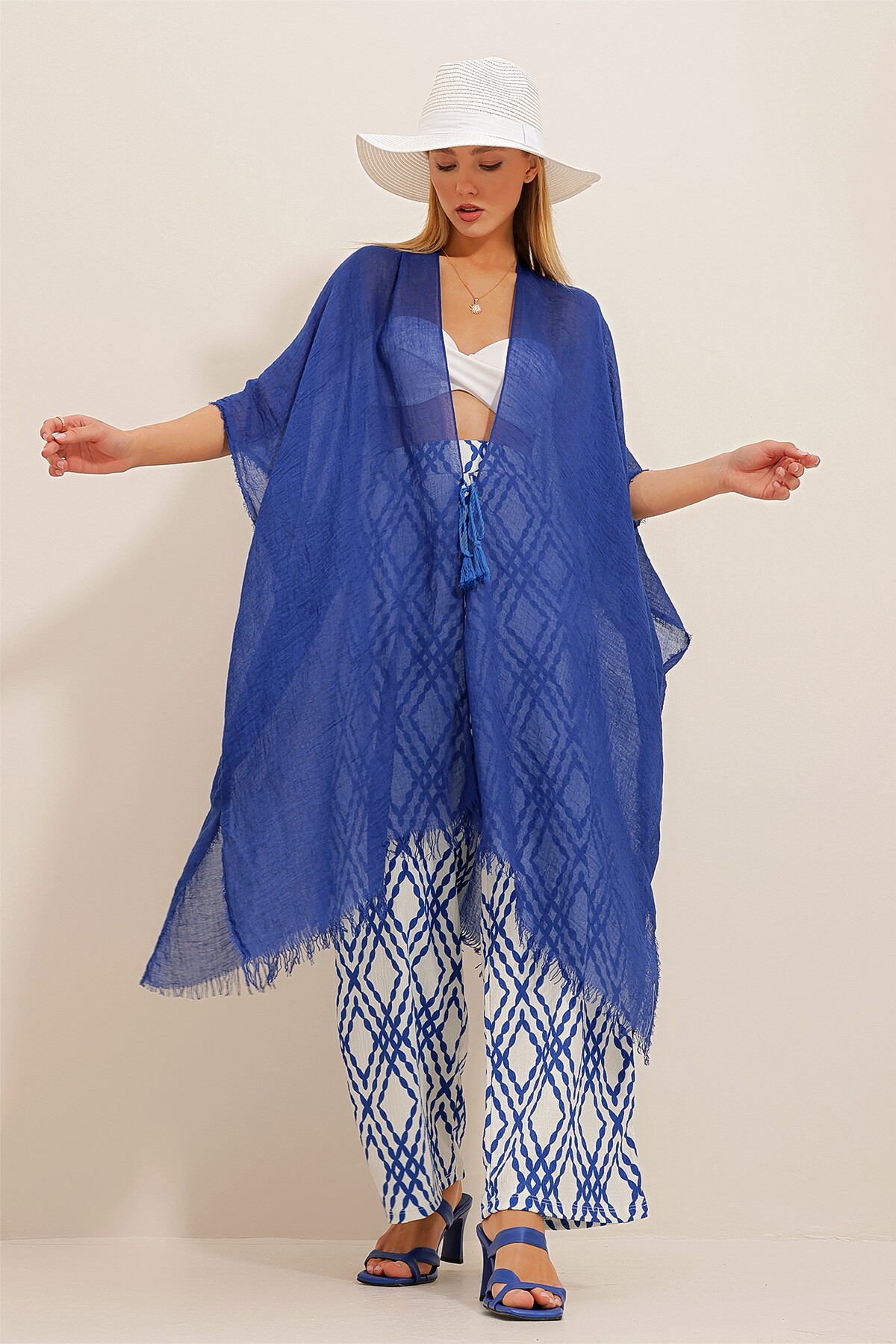 Saks Püskül Detaylı Kimono