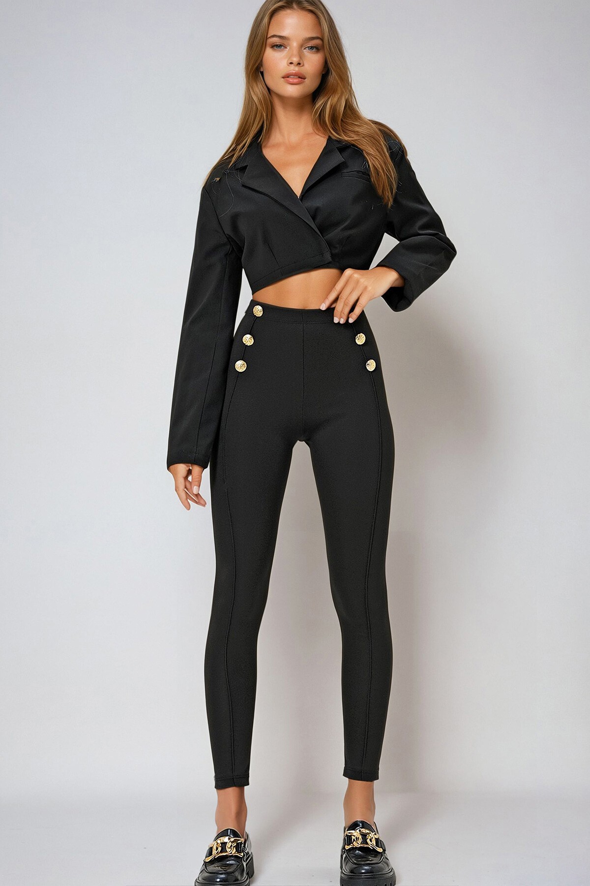 Siyah Altın Rengi Düğmeli Önü Çımalı Tayt