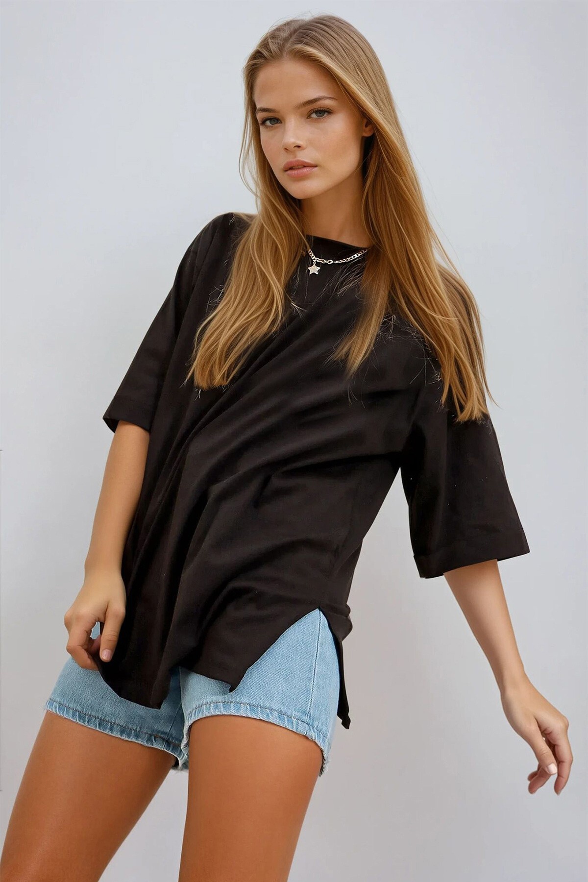 Siyah Bisiklet Yaka Duble Kol Oversize Pamuklu Basic T Shirt