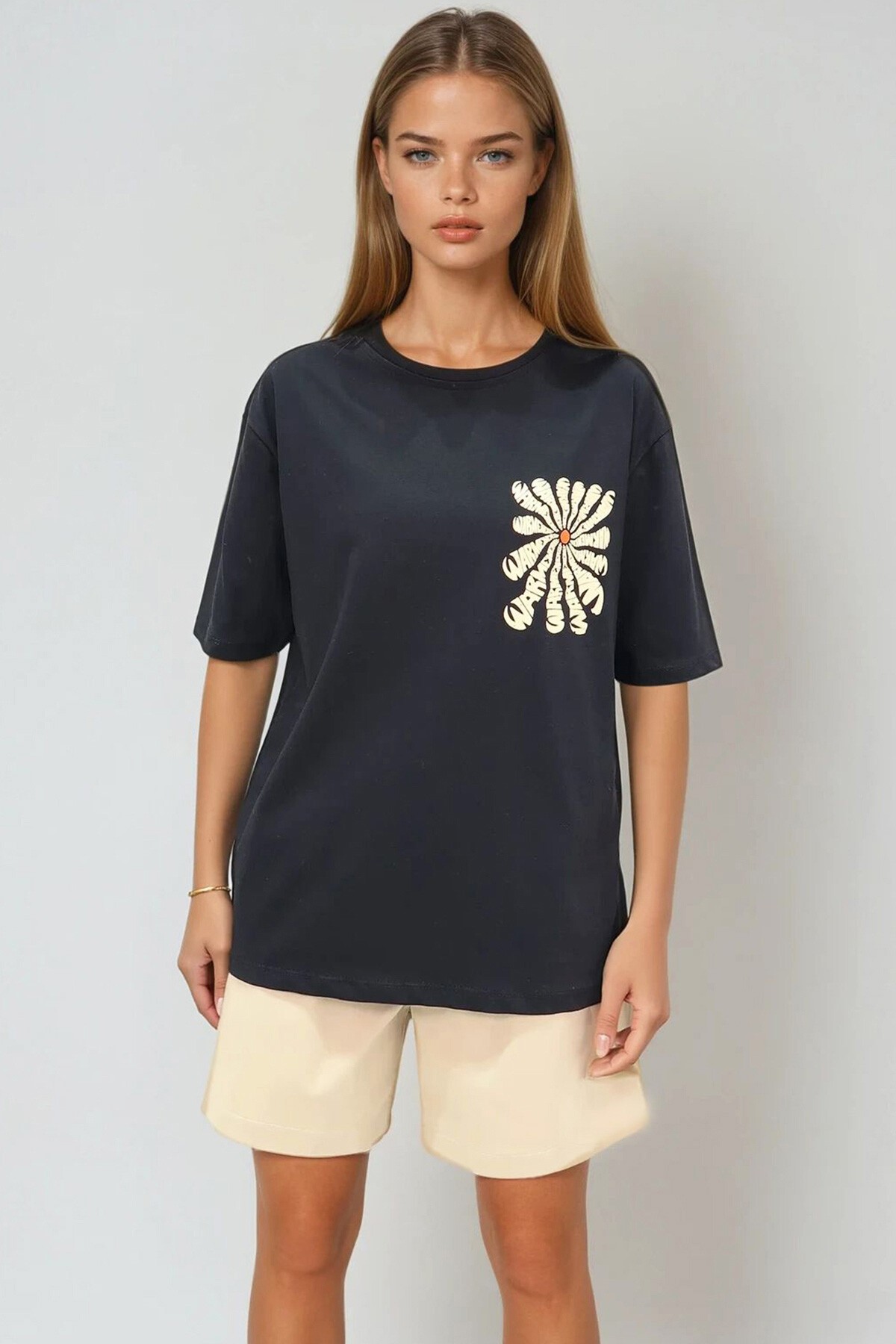 Siyah Bisiklet Yaka Önü Ve Arkası Flok Baskılı %100 Pamuk Oversize T Shirt