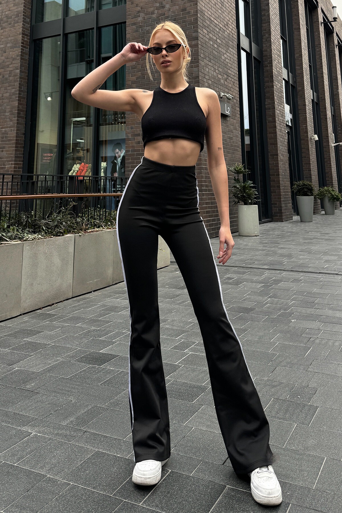 Siyah Dikişli Scuba Pantolon