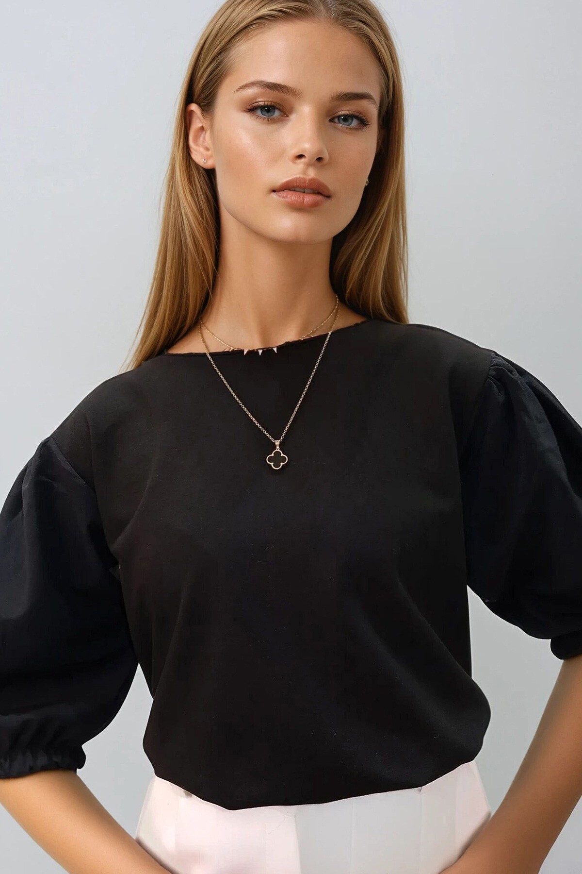 Siyah Geniş  Yaka Poplin Karpuz Kollu İki İplik Bluz