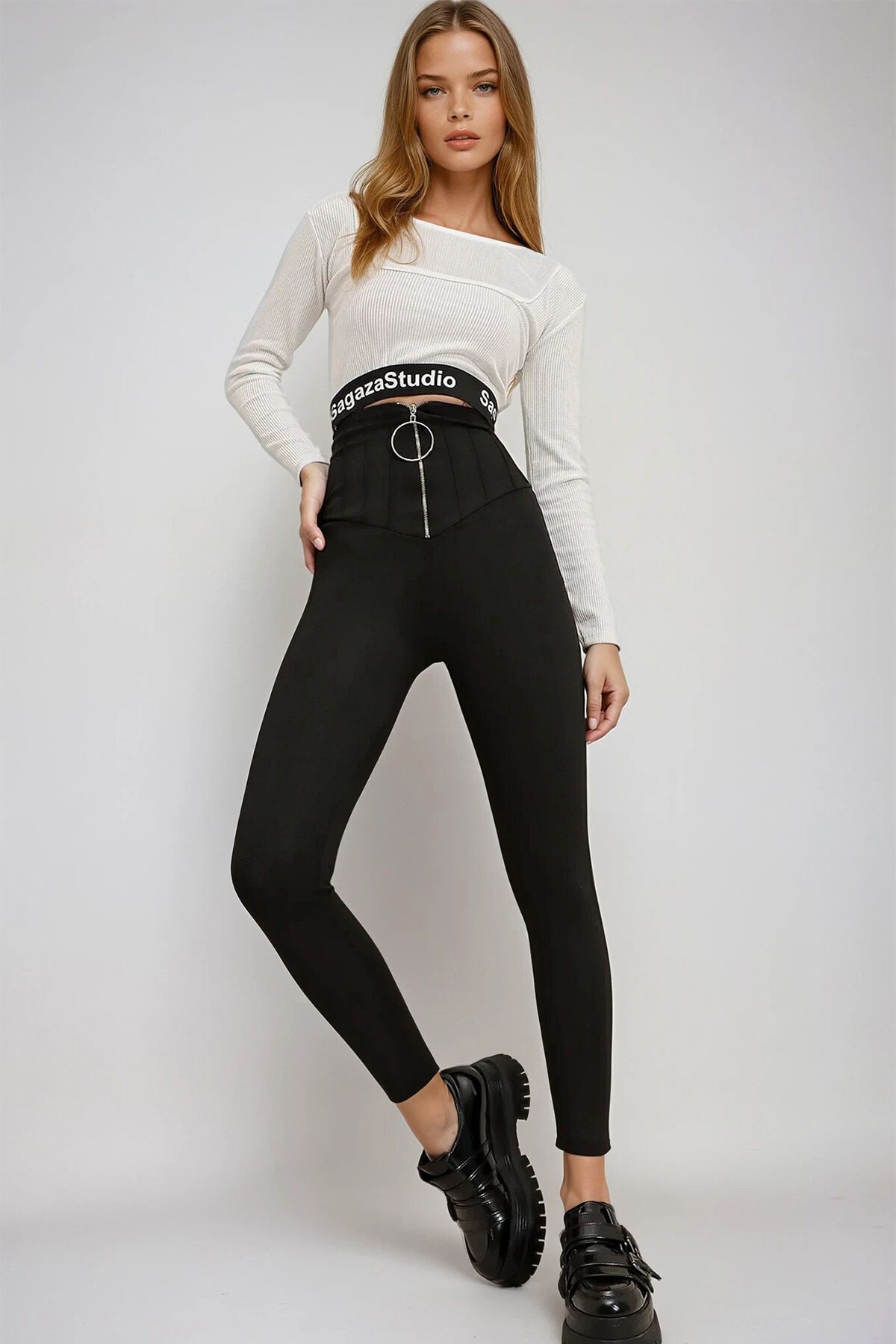 Siyah Halka Fermuar Detaylı Mat Dokulu Yüksek Bel Tayt