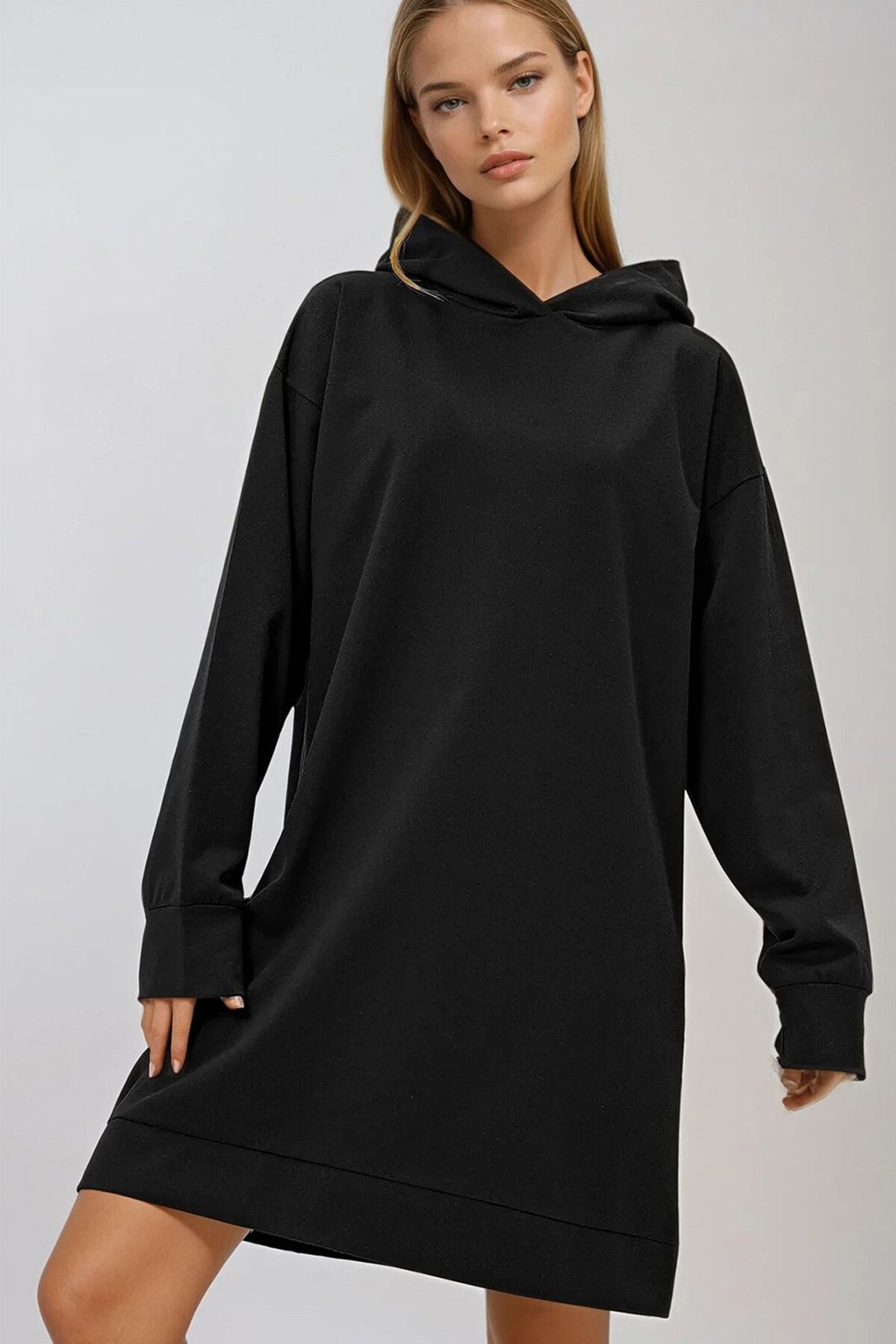 Siyah Kapüşonlu Sweatshirt Elbise