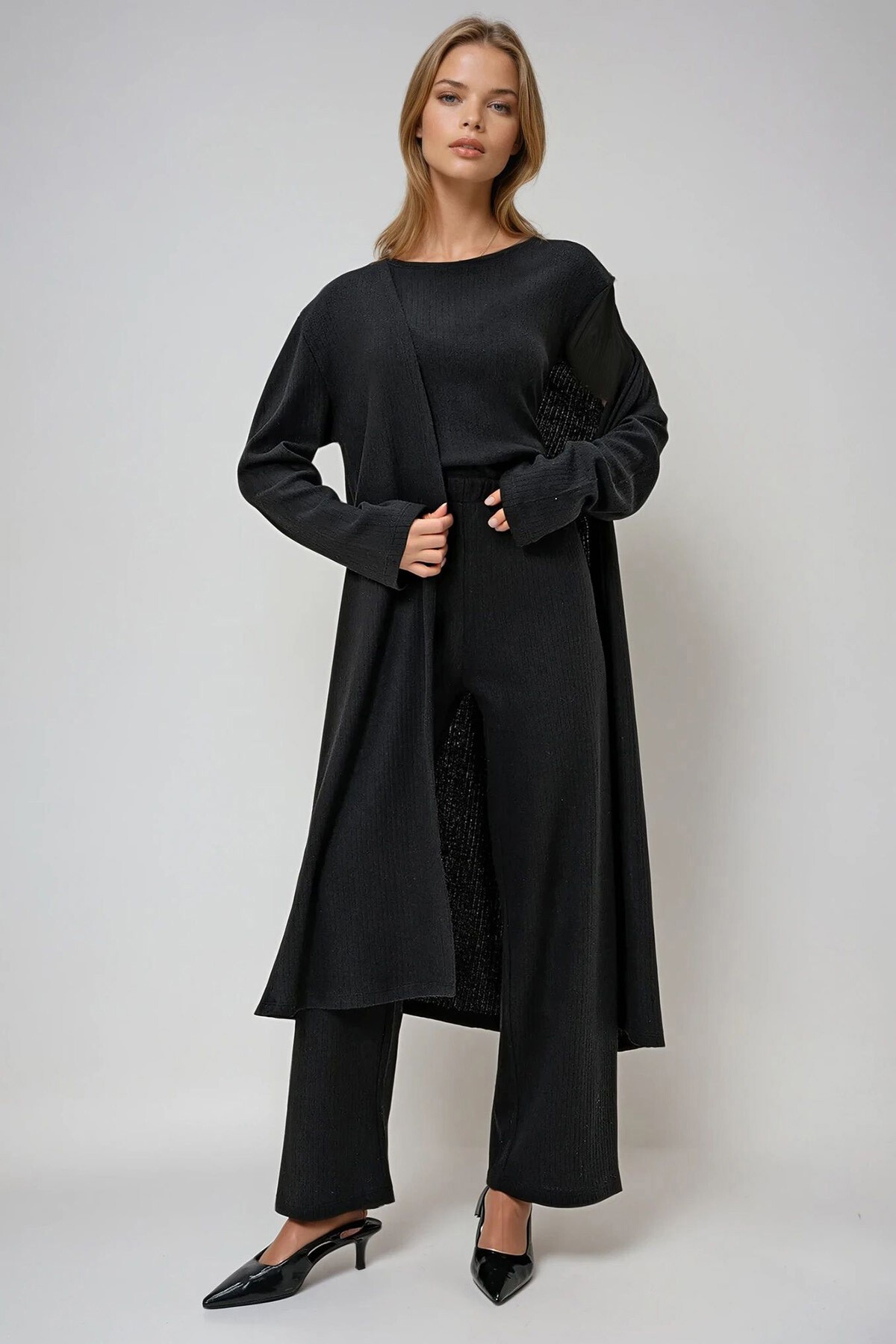 Siyah Omzu Vatkalı Bisiklet Yaka Bluz Pantolon Ve Hırkalı Set Takım