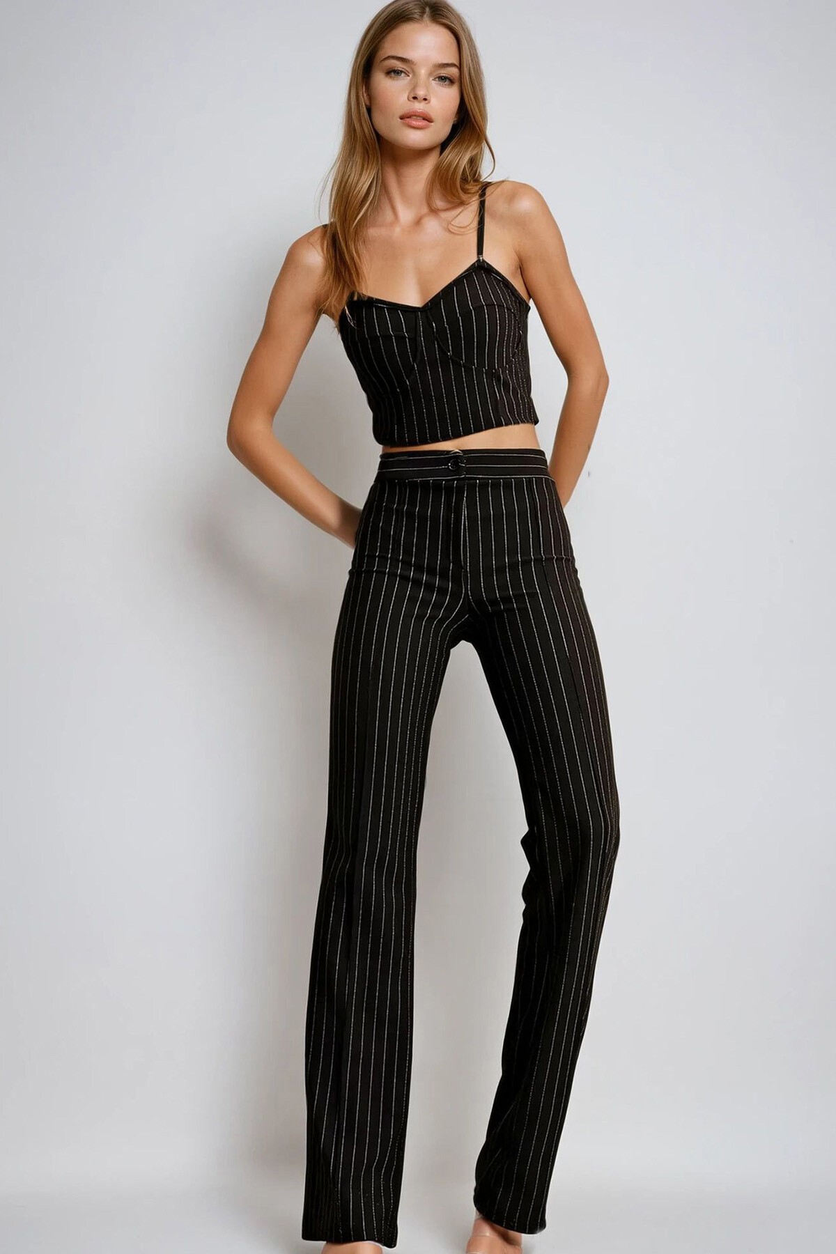 Siyah Önü Çimalı Çizgili Pantolon