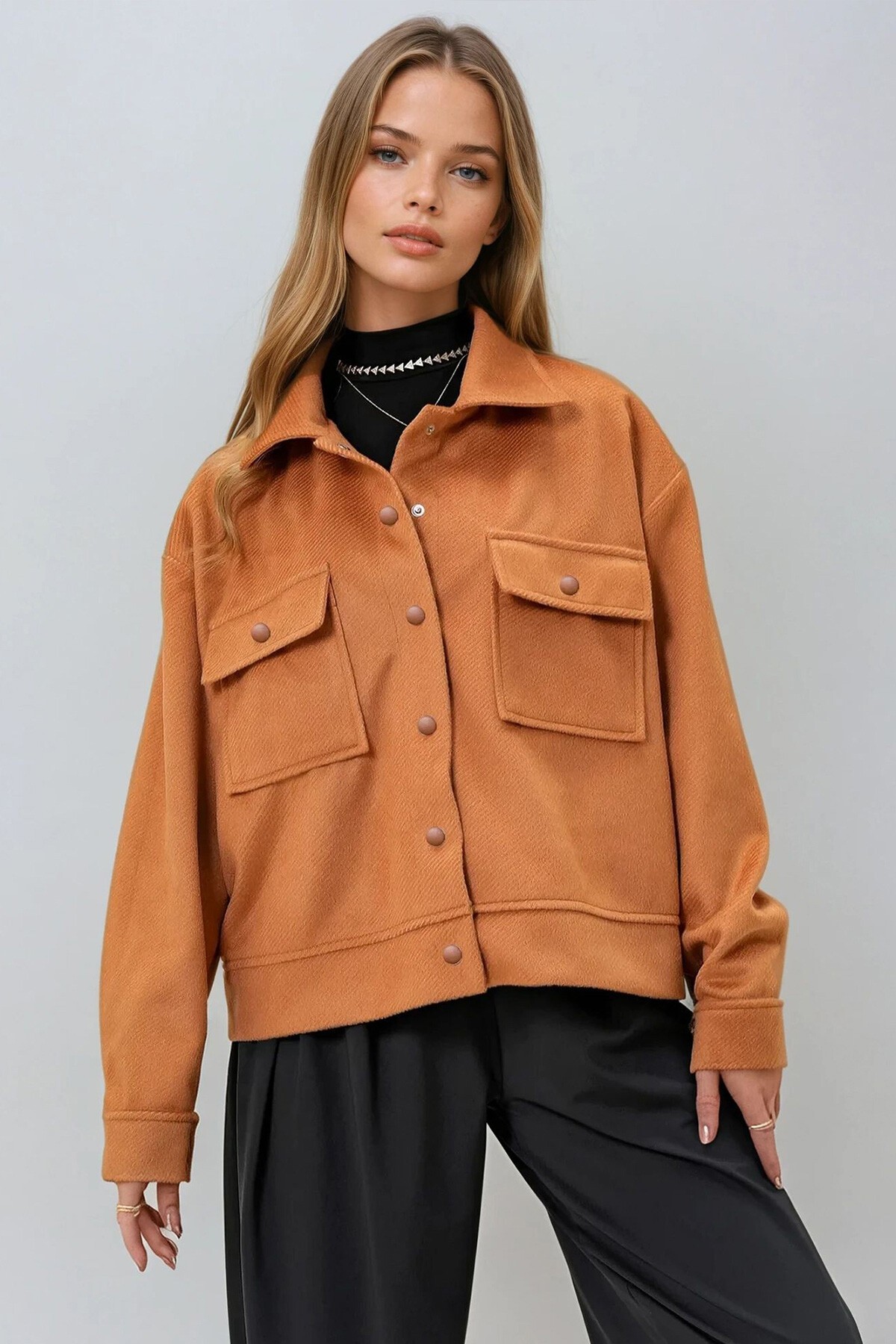 Taba İçi Astarlı Çift Cepli Kaşe Ceket