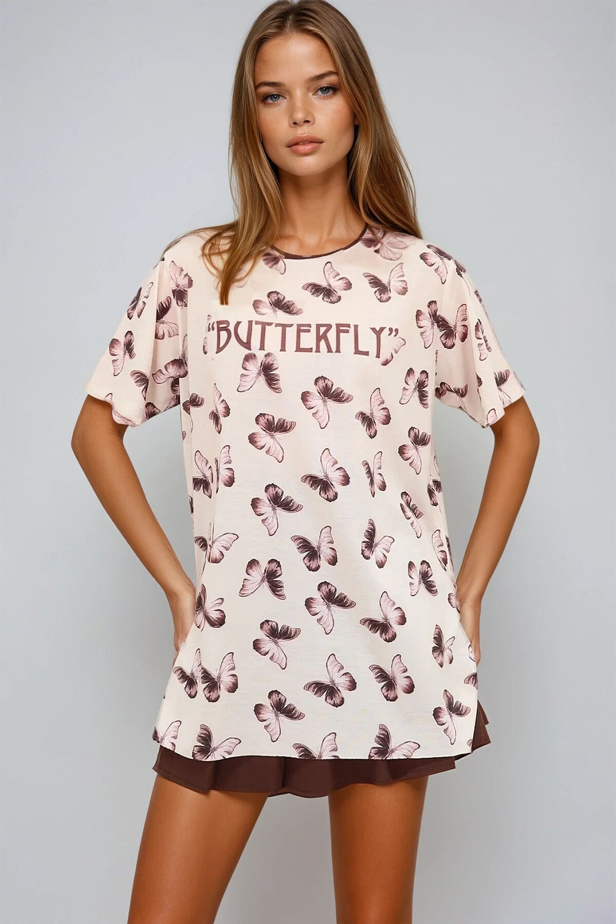 Taş Bisiklet Yaka Dijital Baskılı Yanı Yırtmaçlı T Shirt