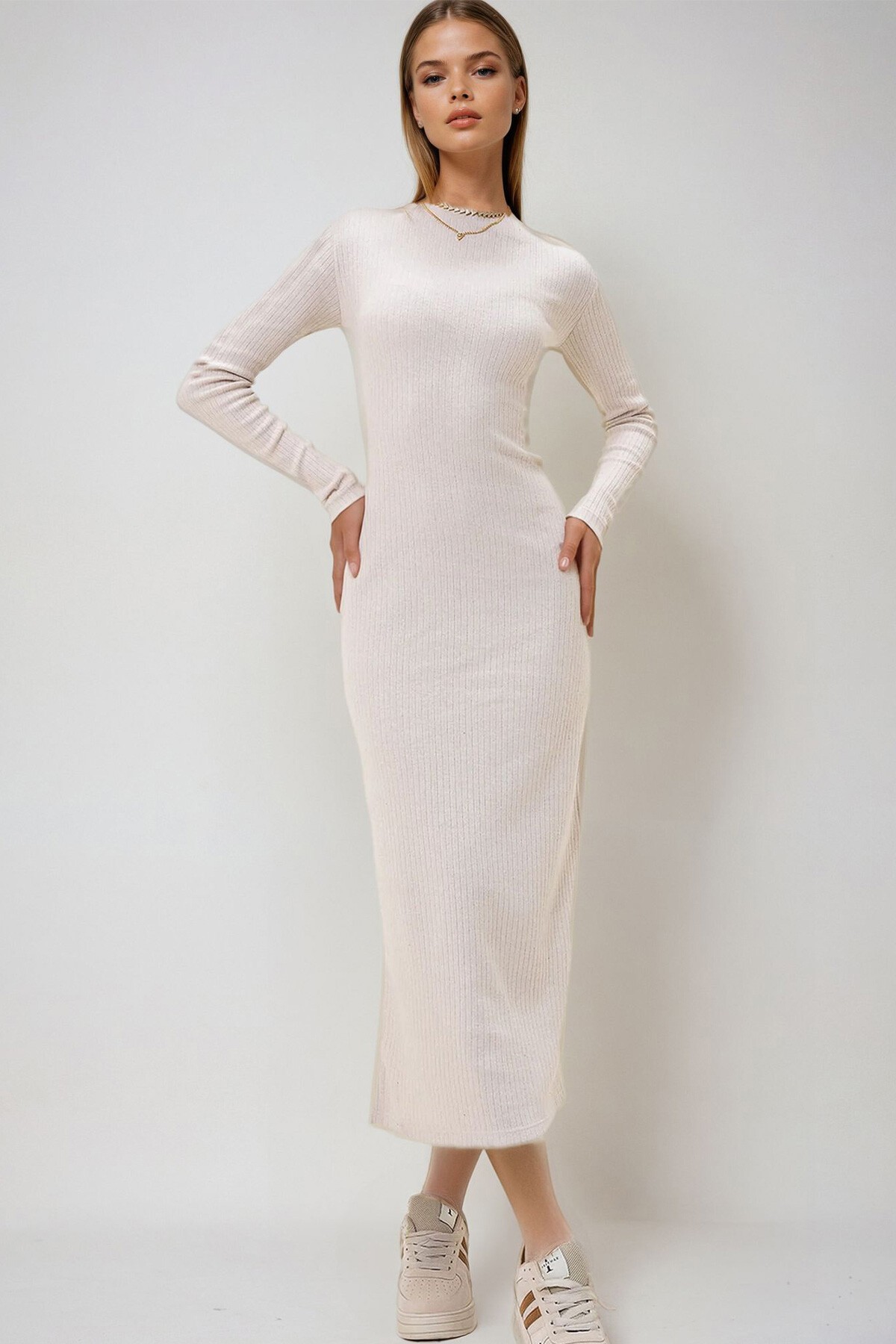 Taş Bisiklet Yaka Uzun Kol İnterlok Kumaş Maxi Boy Elbise