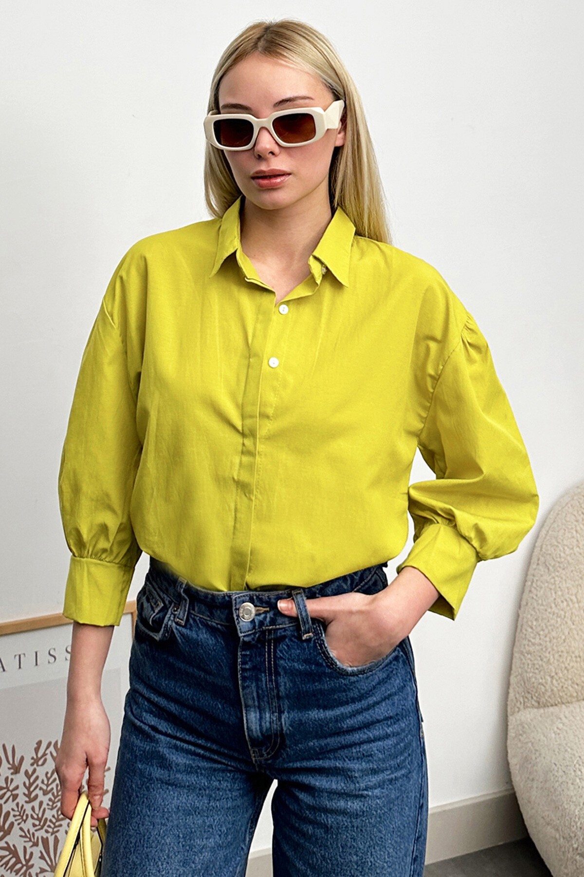 Yağ Yeşili Balon Kol Gizli Patlı Dokuma Gömlek