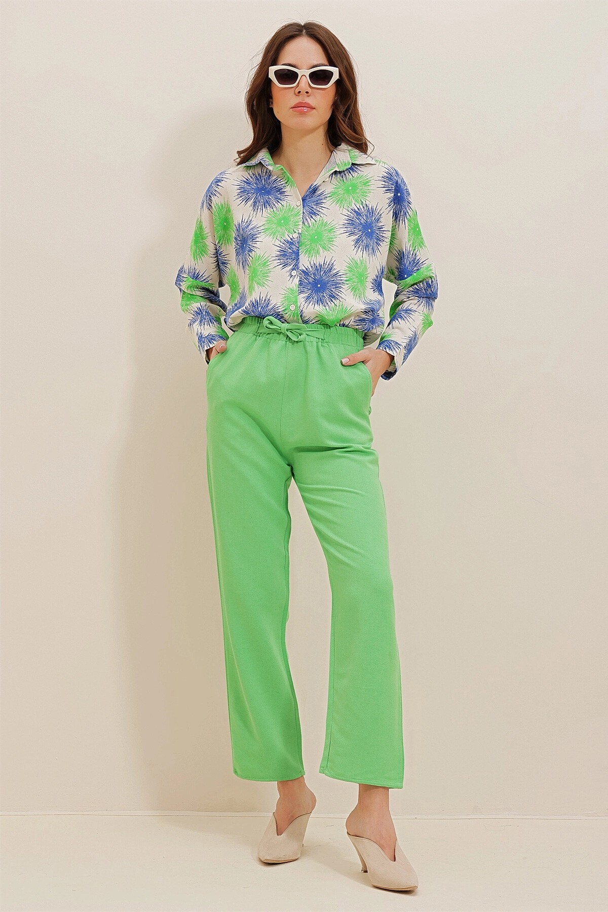 Yeşil Beli Kendinden Kemerli Keten Pantolon