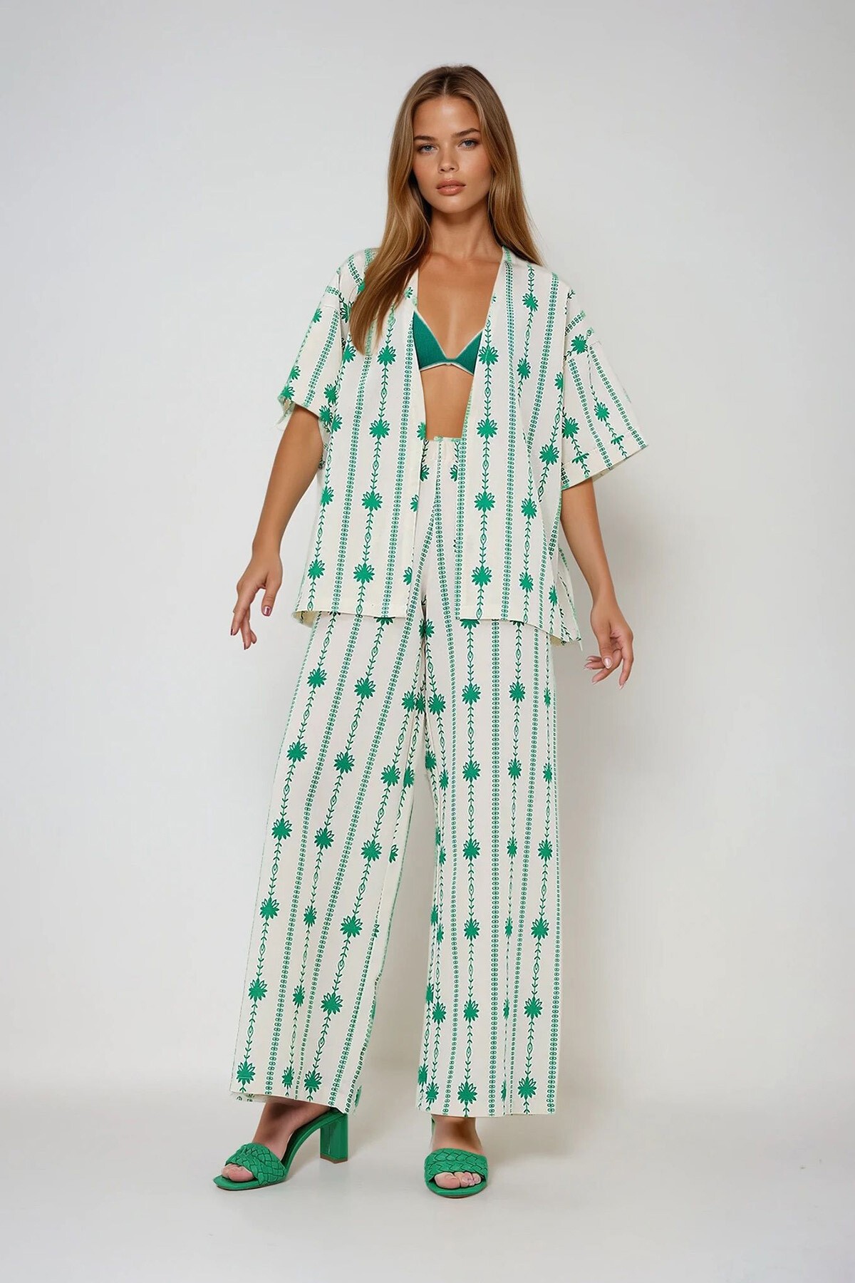 Yeşil Çiçek Desenli Duble Kol Kimono Ve Palazzo Pantolon Keten Takım