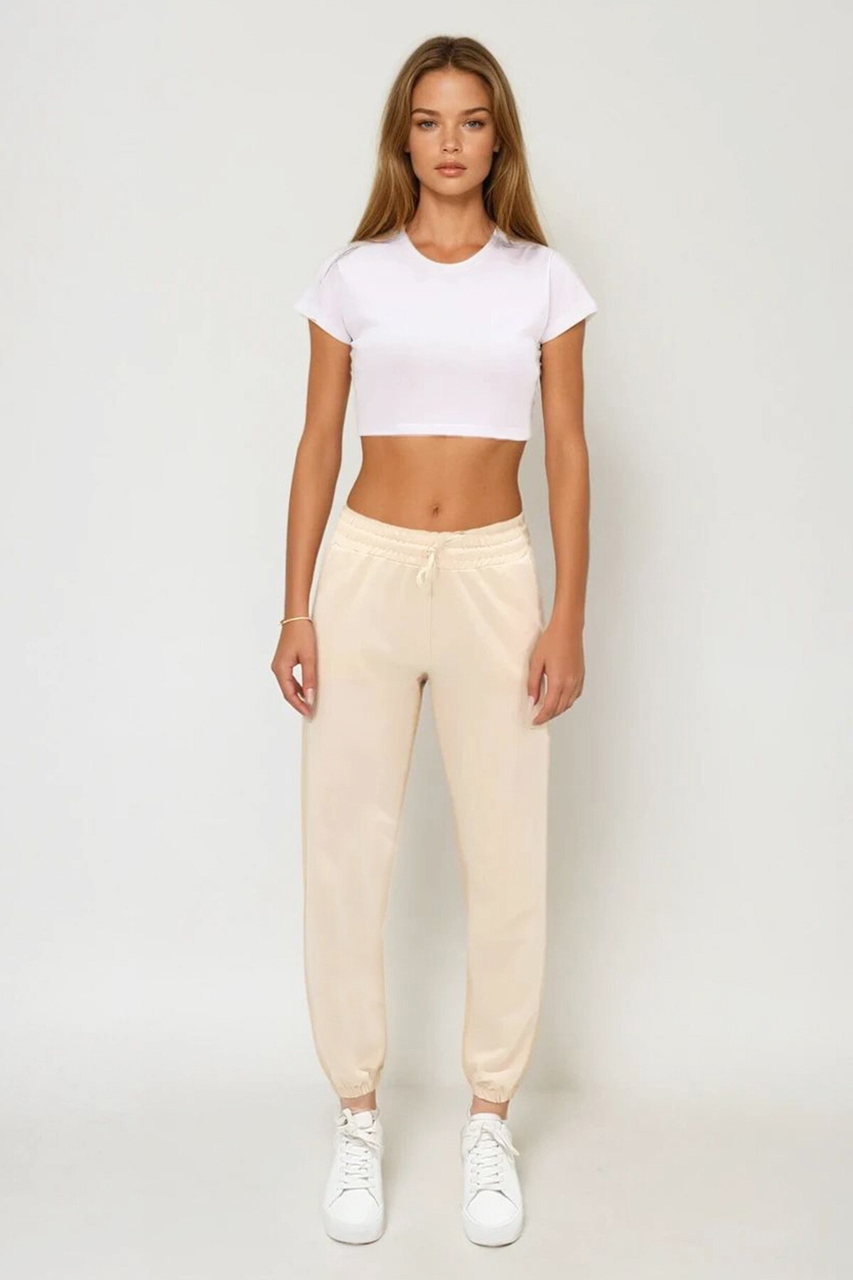 Açık Bej Beli Ve Paçası Lastikli Basic Eşofman Altı