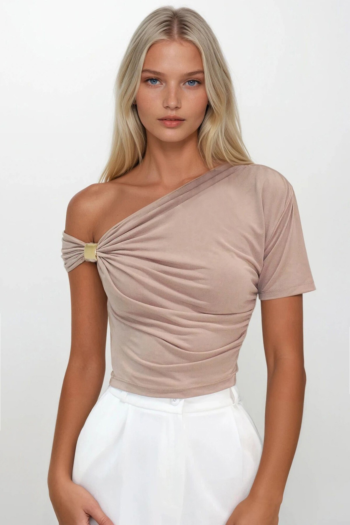 Vizon Asimetrik Yaka Drapeli Omuz Aksesuarlı Sandy Bluz