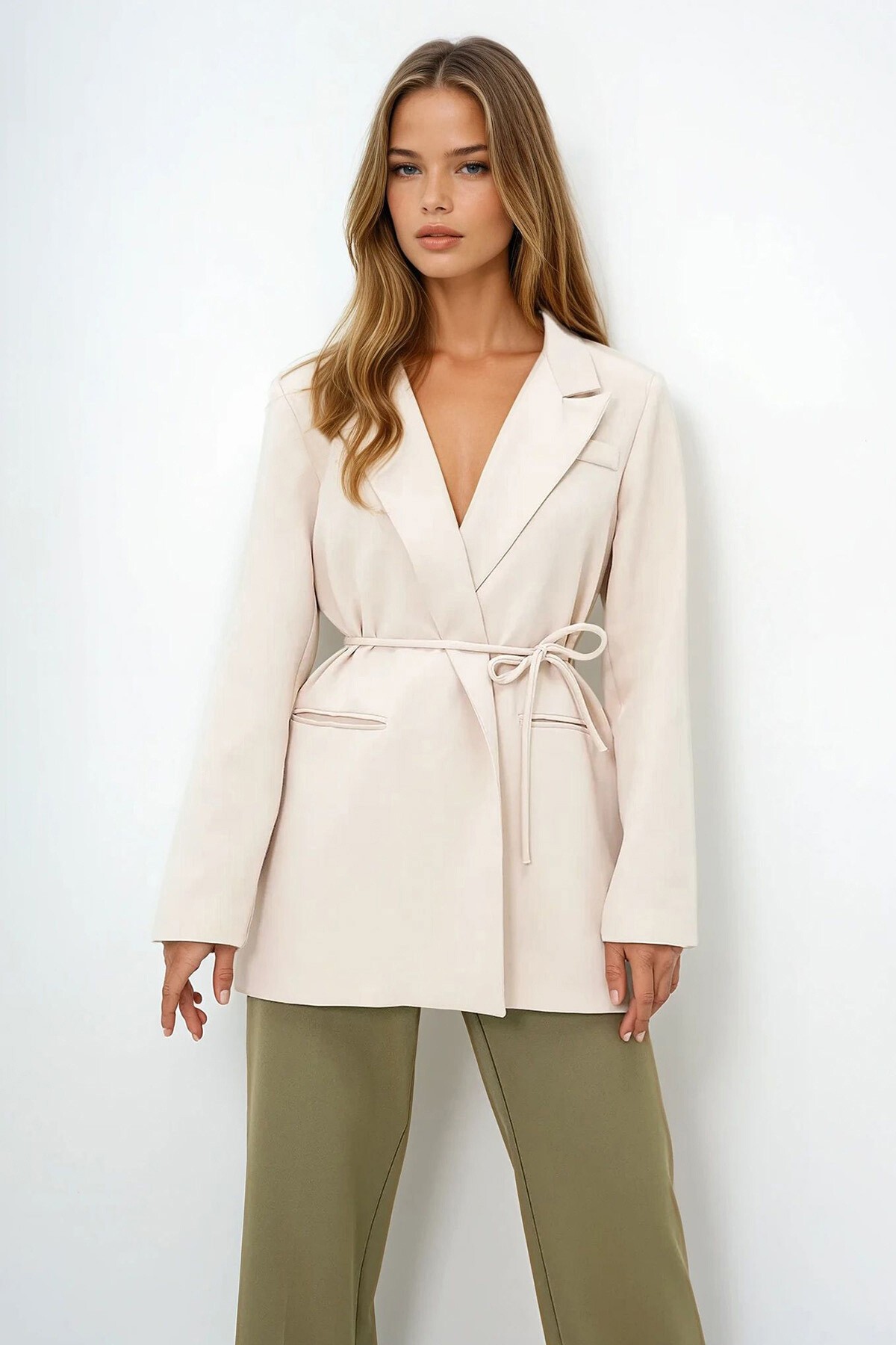 Bej Bağlamalı Blazer Ceket