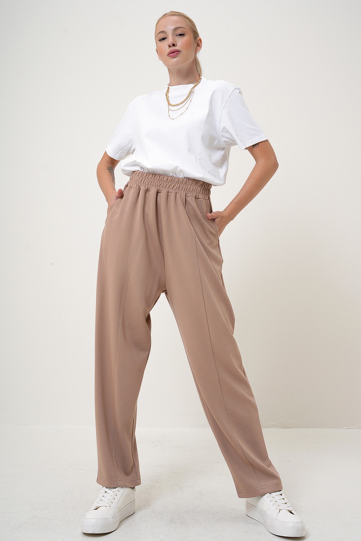 Bej Beli Lastikli Çift Cepli Şalvar Kesim Modal Pantolon