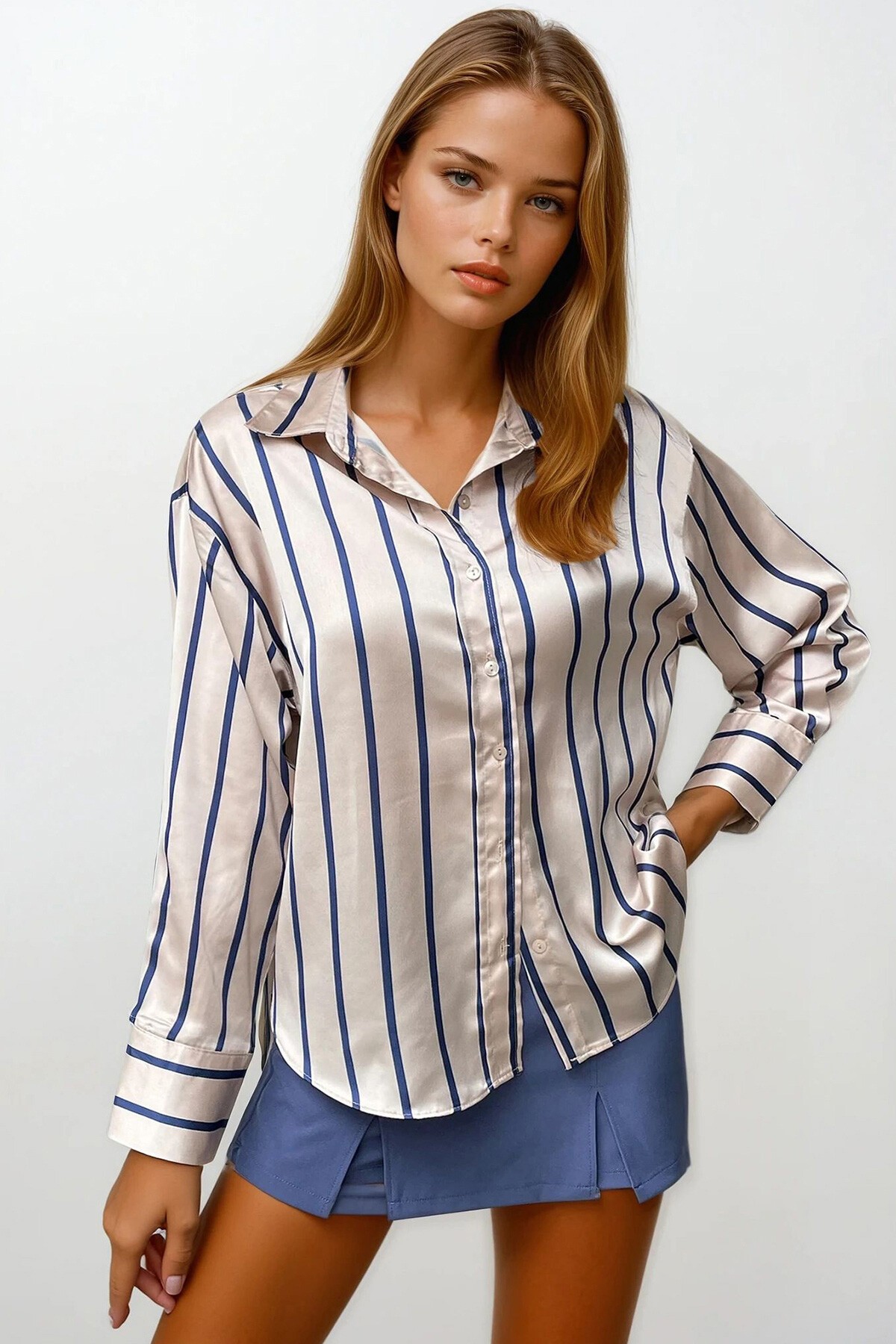 Bej Çizgili Saten Dokuma Gömlek