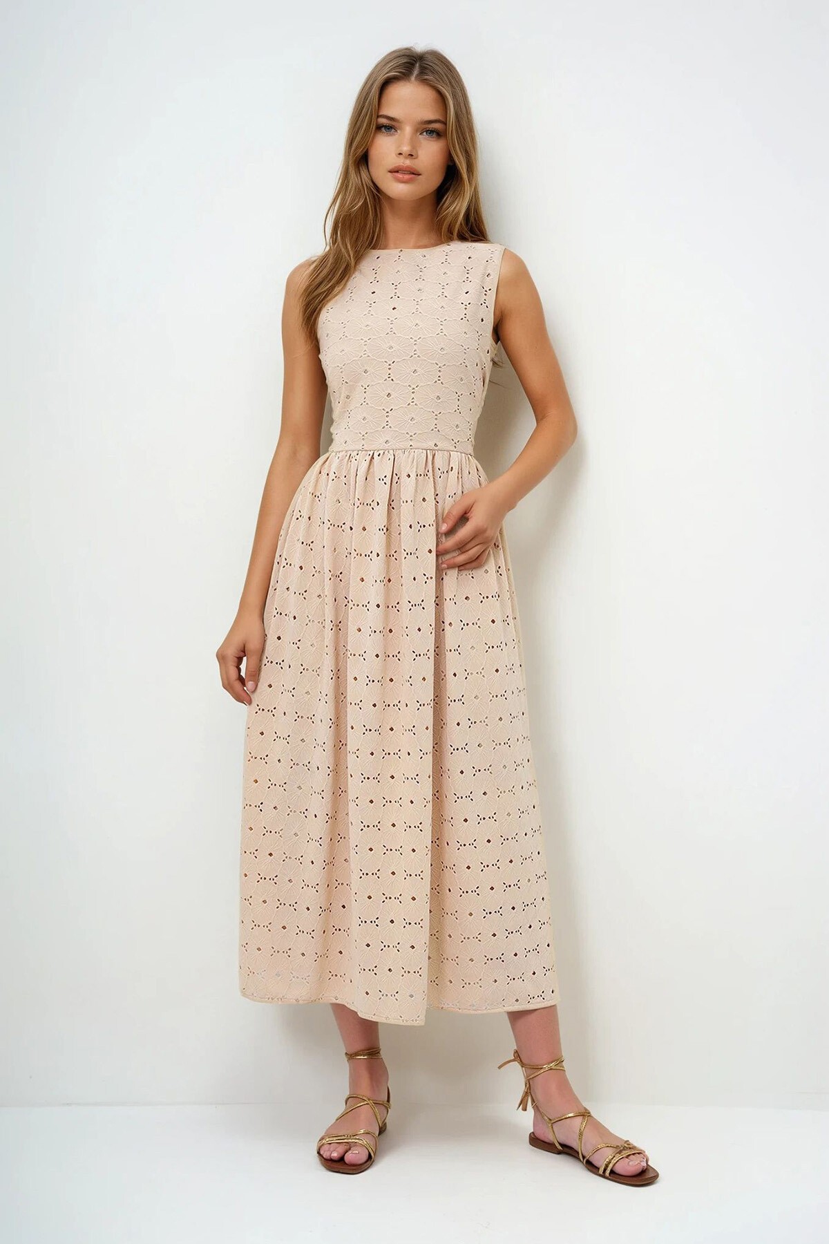 Bej Gizli Fermuarlı Kolsuz Premium Güpür Elbise