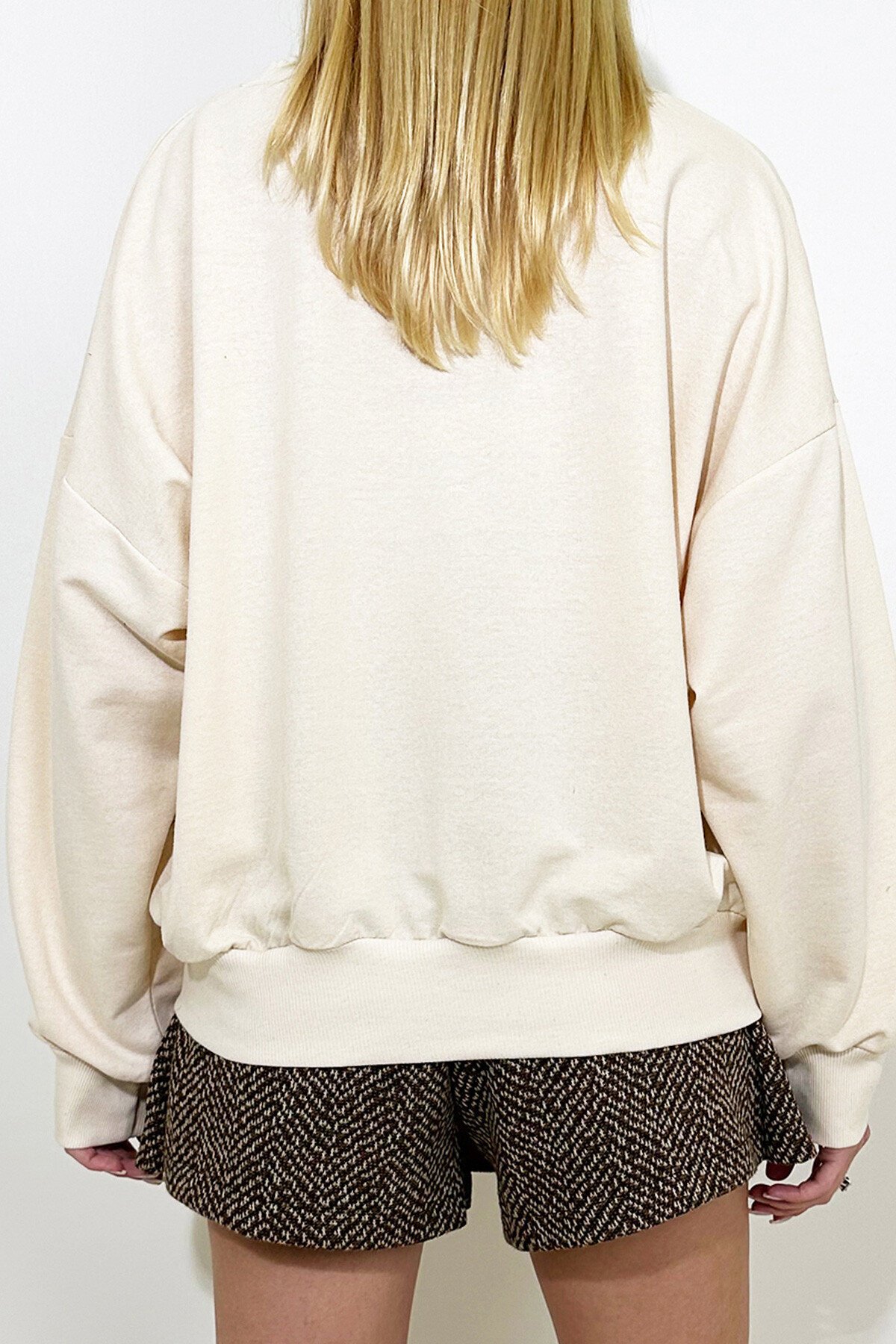 Bej Önü Bağcıklı Oversıze Sweatshirt