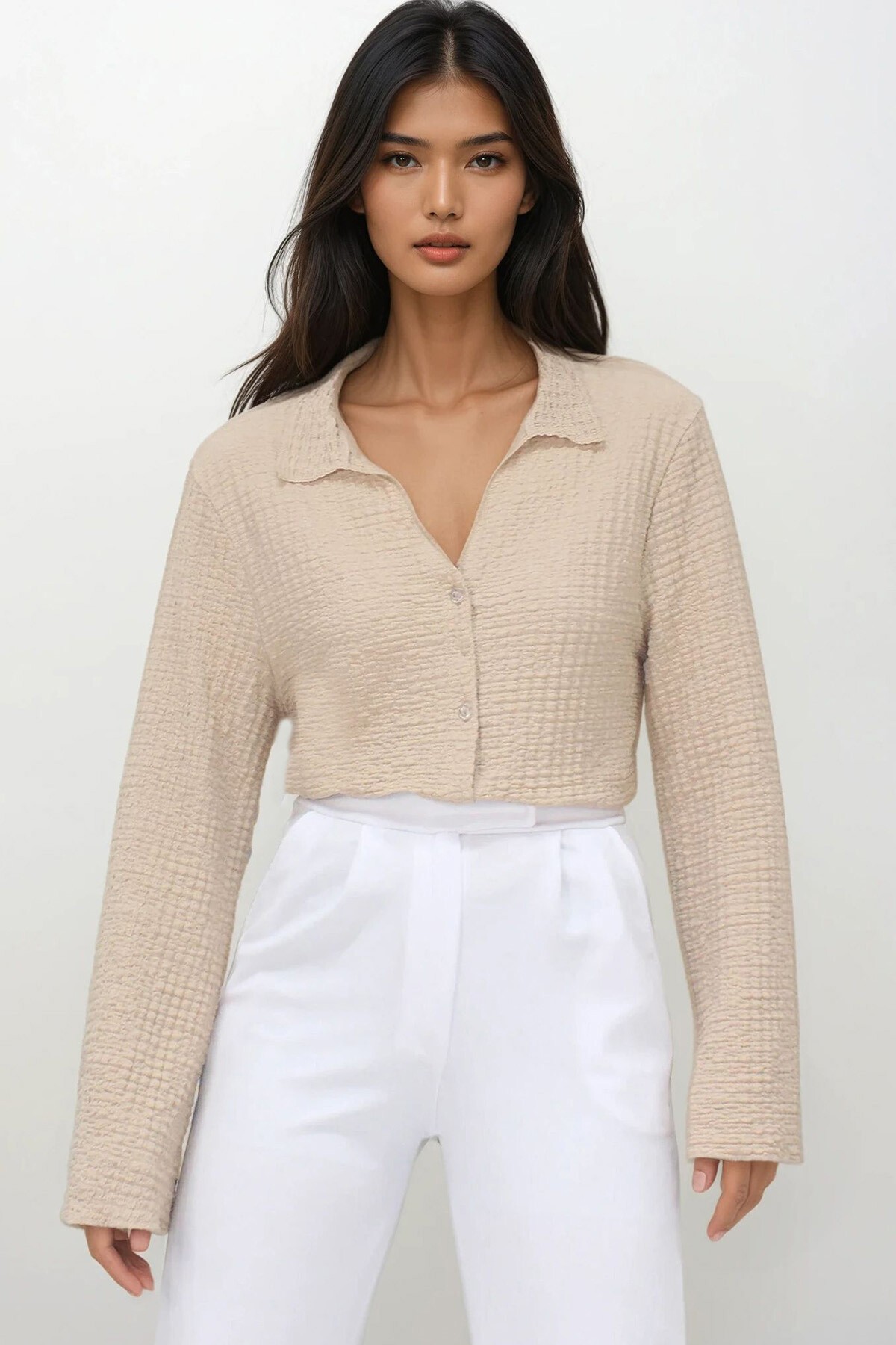 Bej V Yaka İspanyol Kollu Gofre Kumaş Yazlık Gömlek