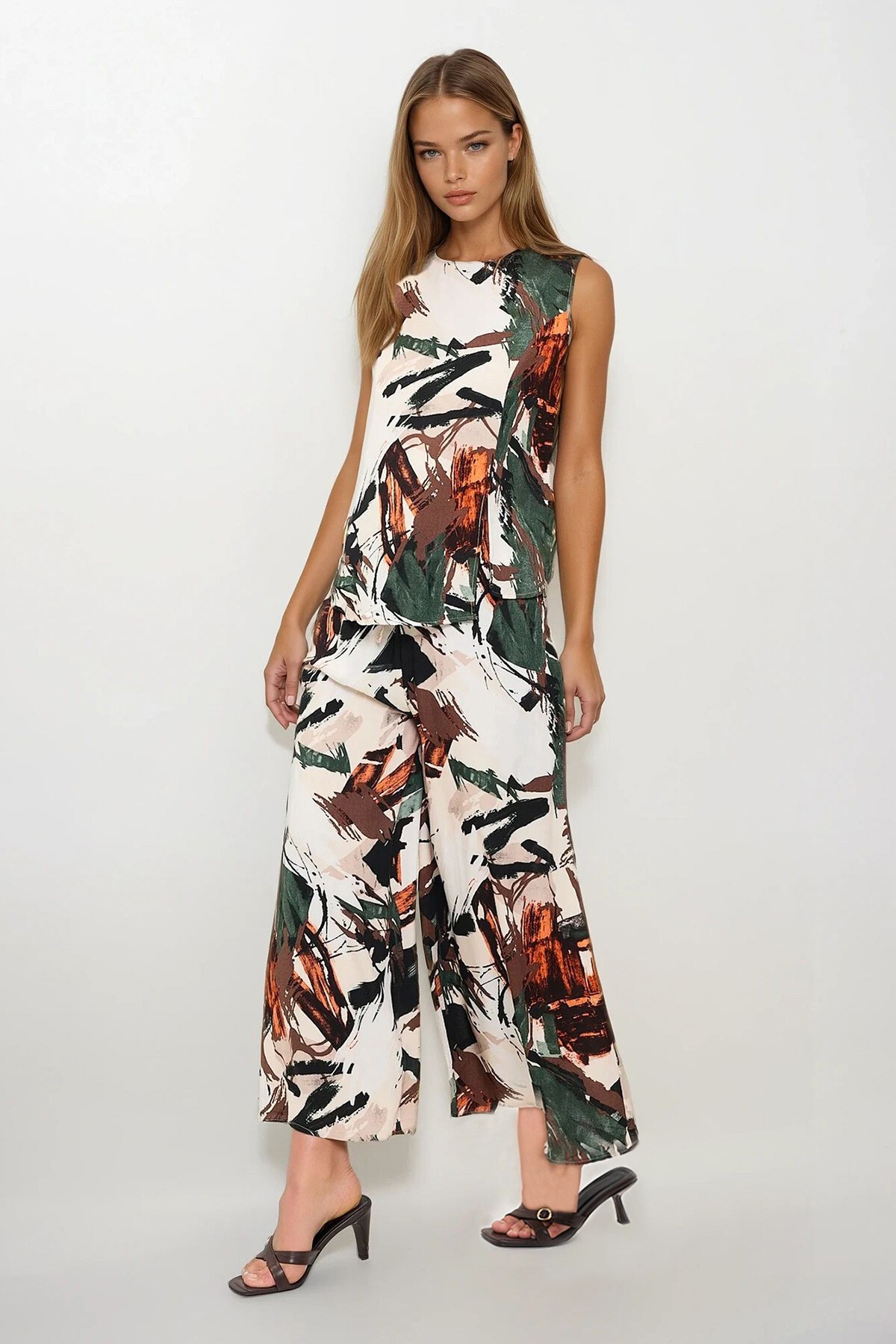 Ekru Yeşil Beli Bağlamalı Çift Cepli Pantolon Ve Bluz Takım