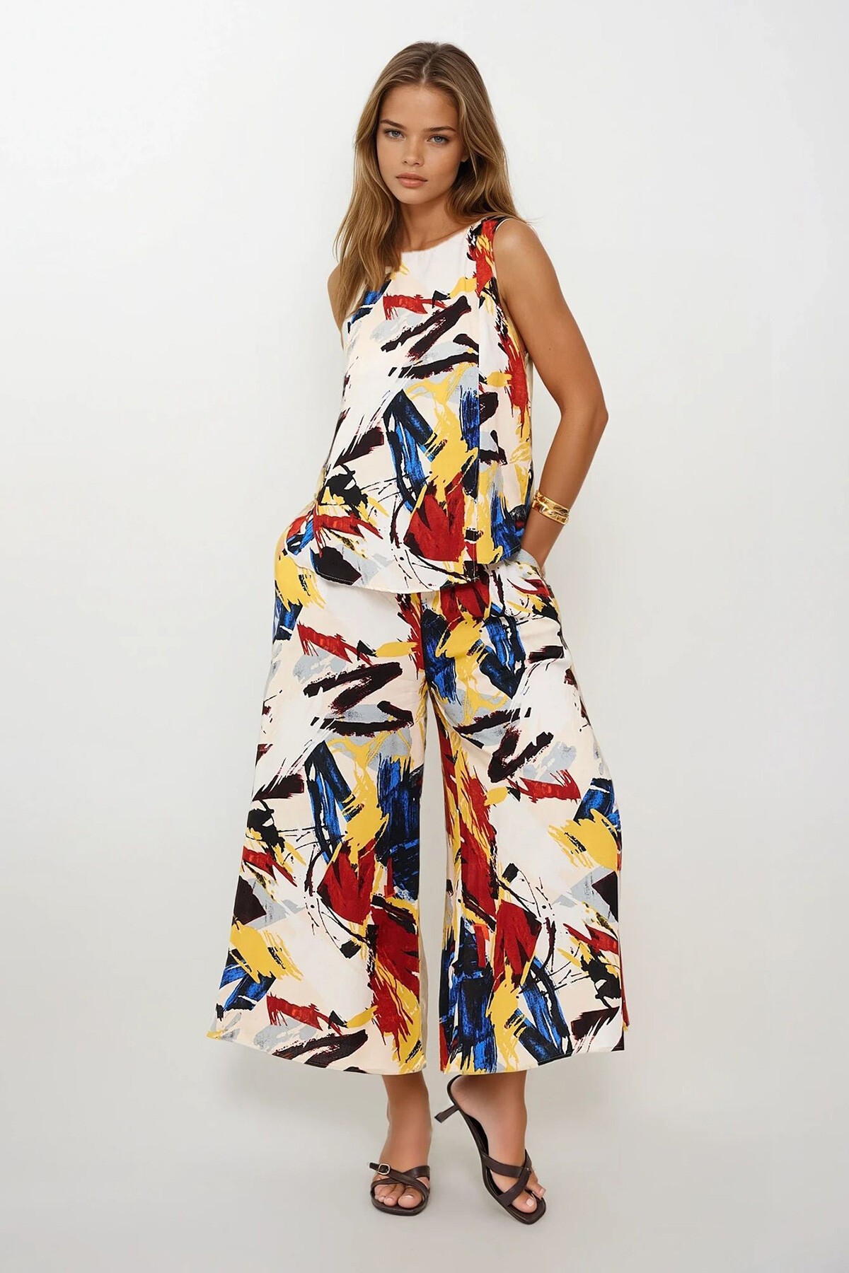 Ekru Kırmızı Beli Bağlamalı Çift Cepli Pantolon Ve Bluz Takım