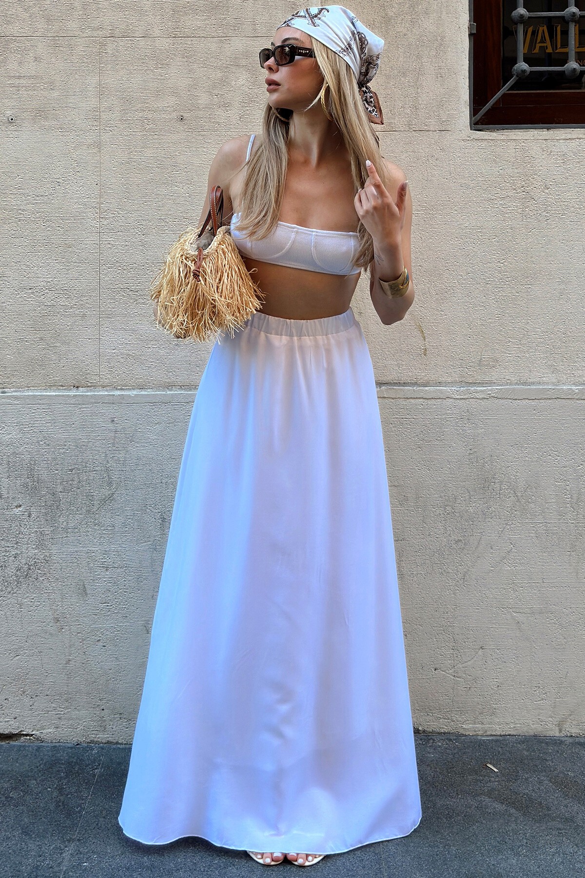 Beyaz Beli Lastikli Astarlı Maxi Boy Etek