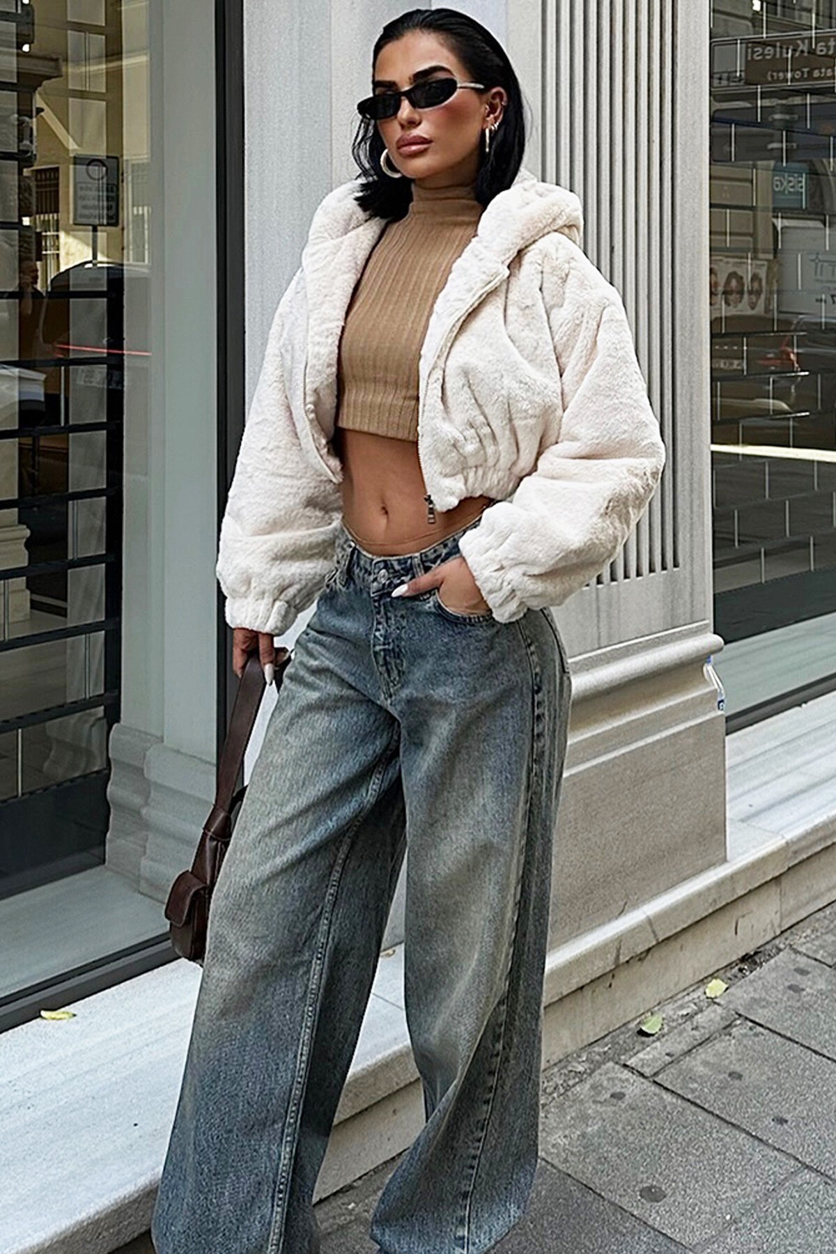 Beyaz Crop Peluş Kürk Ceket