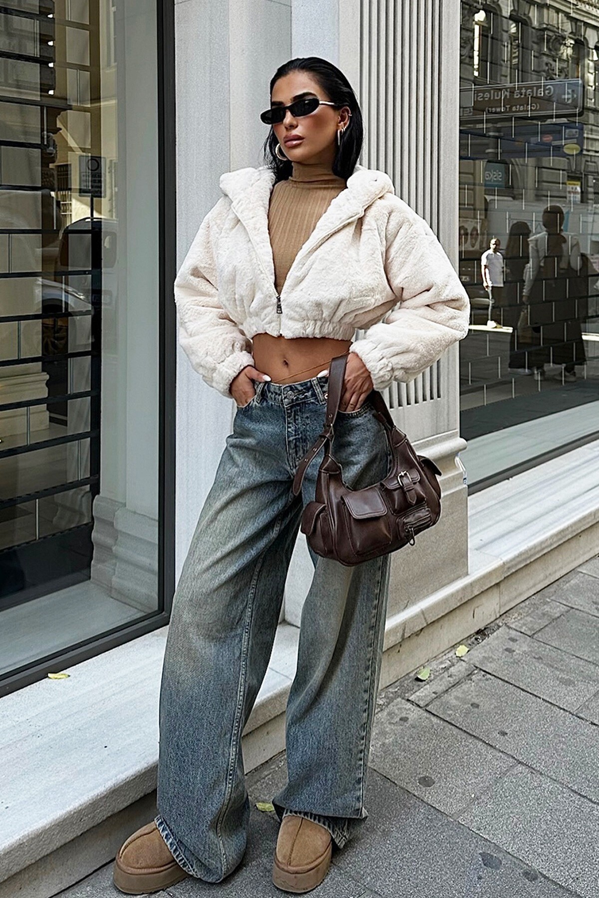 Beyaz Crop Peluş Kürk Ceket