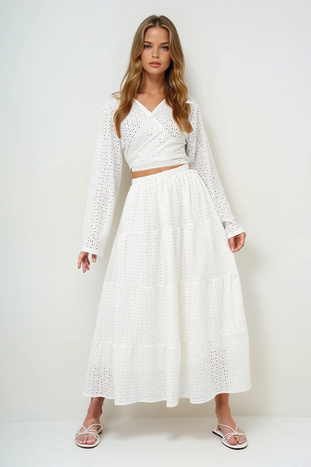 Beyaz Katkat Volanlı Güpür Premium Etek