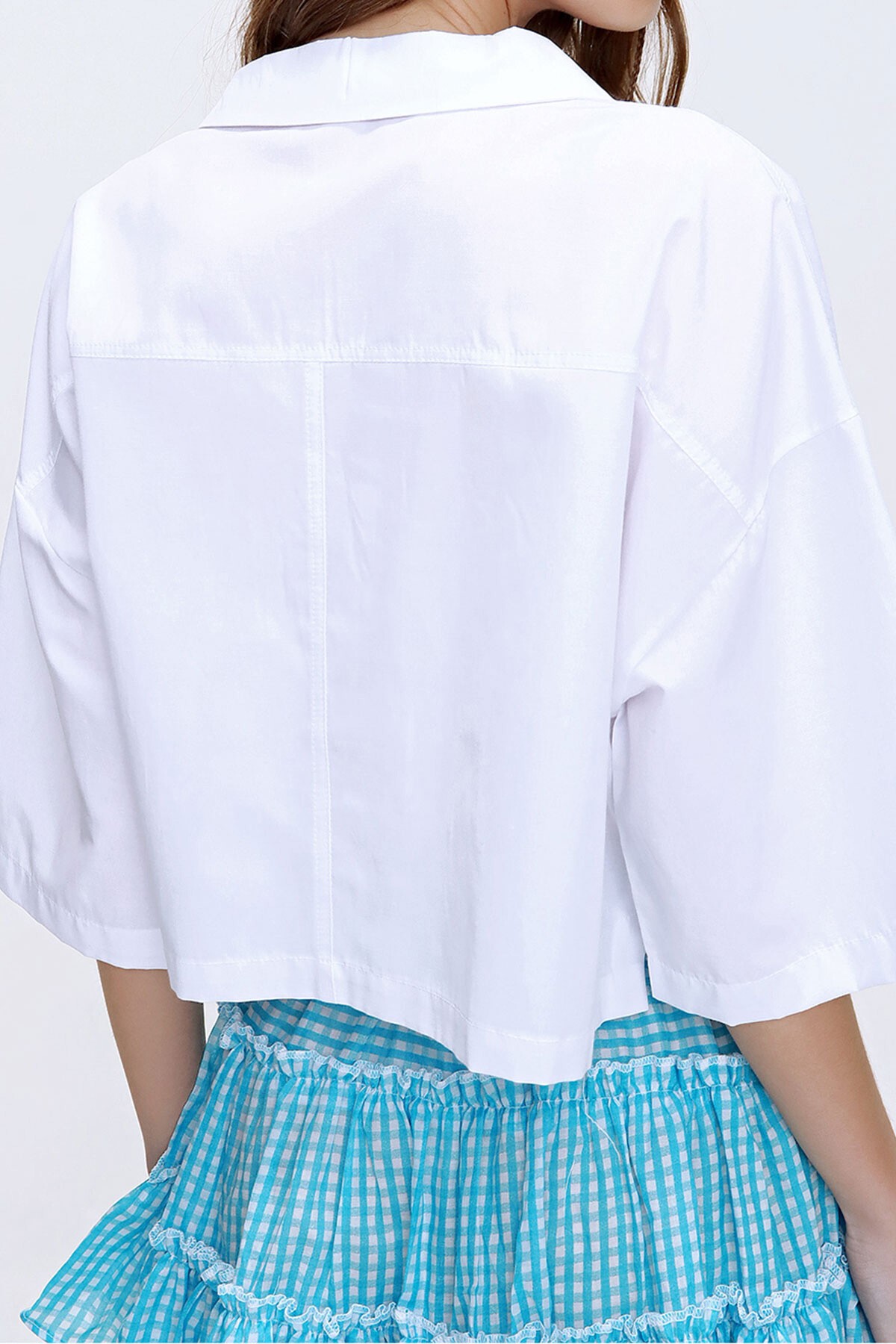 Beyaz Zarf Cepli Crop Poplin Gömlek