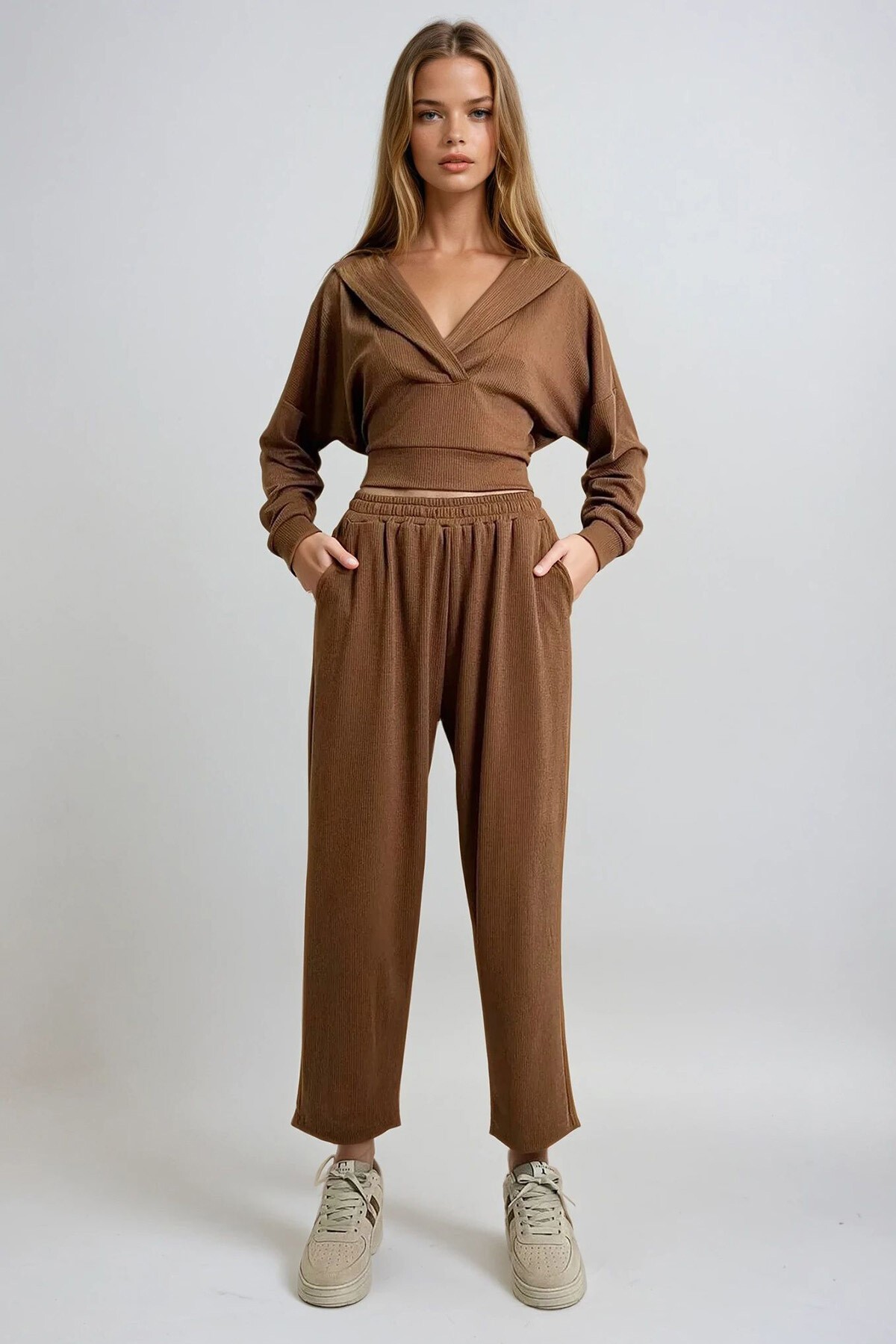 Bisküvi Kapüşonlu Kruvaze Yaka Bol Kesim Modal Alt Üst Takım