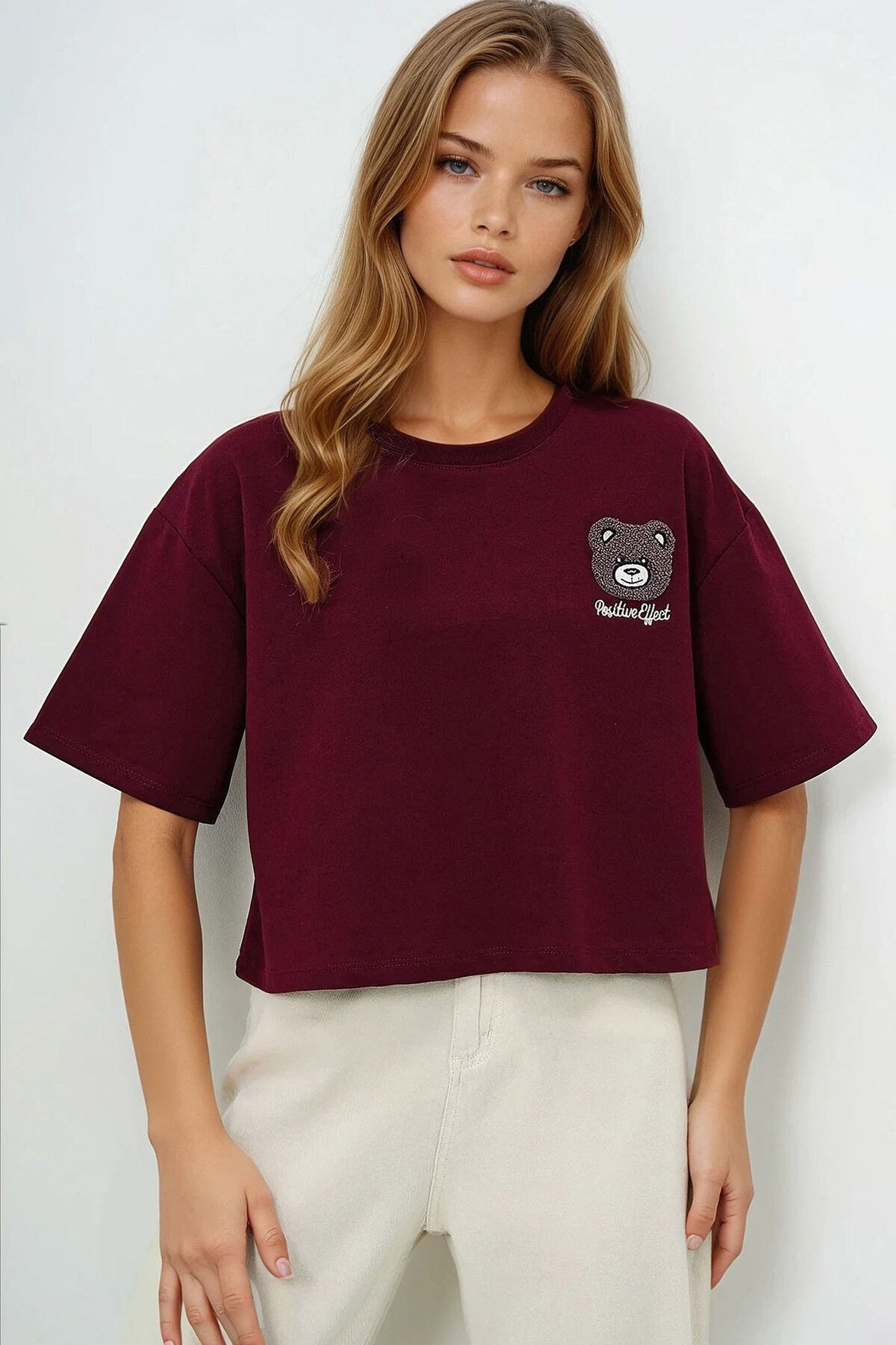 Bordo Bisiklet Yaka Ayıcık Motifli Oversize Crop T Shırt